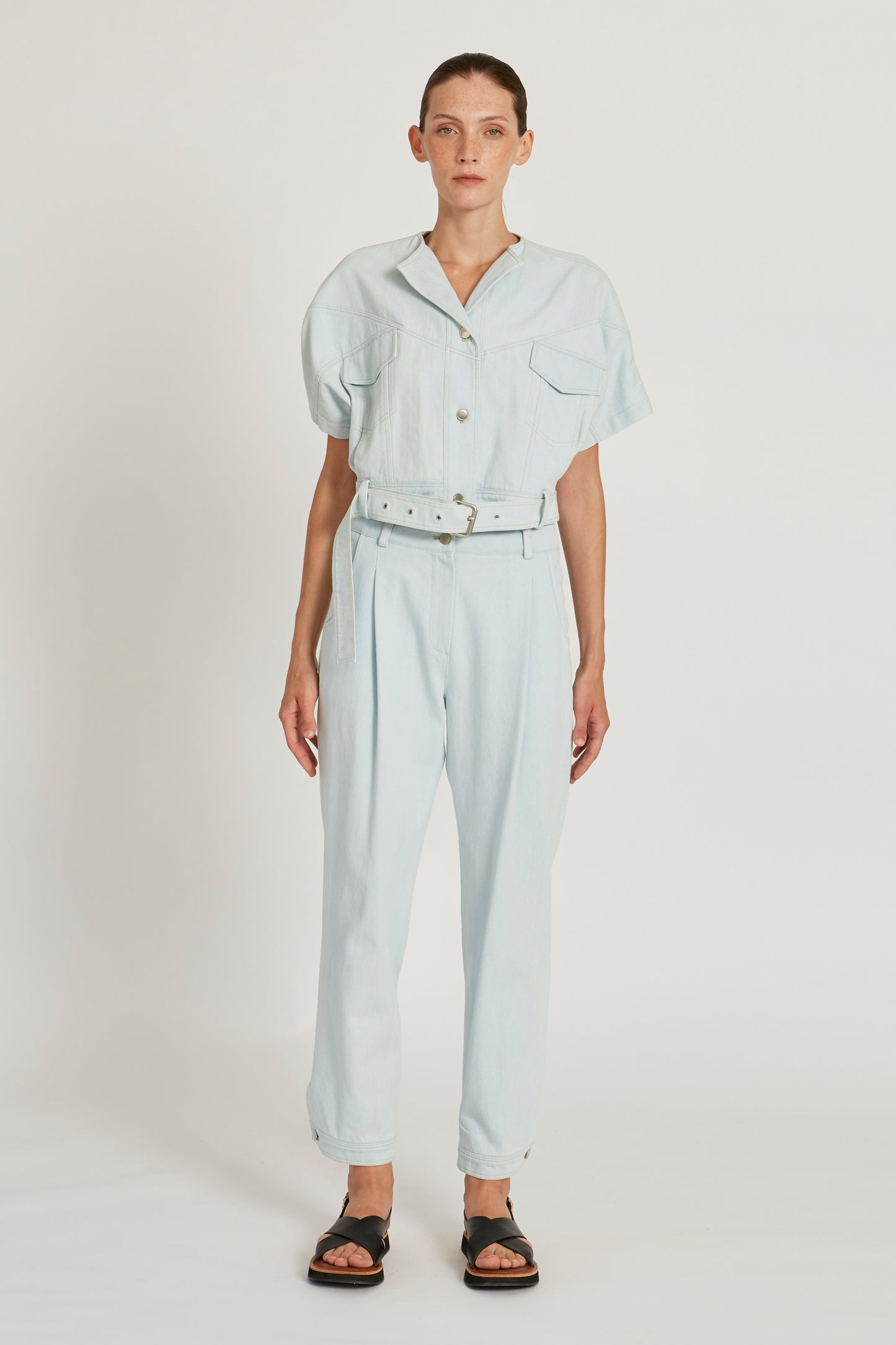 DENIM BELTED CROPJACKET