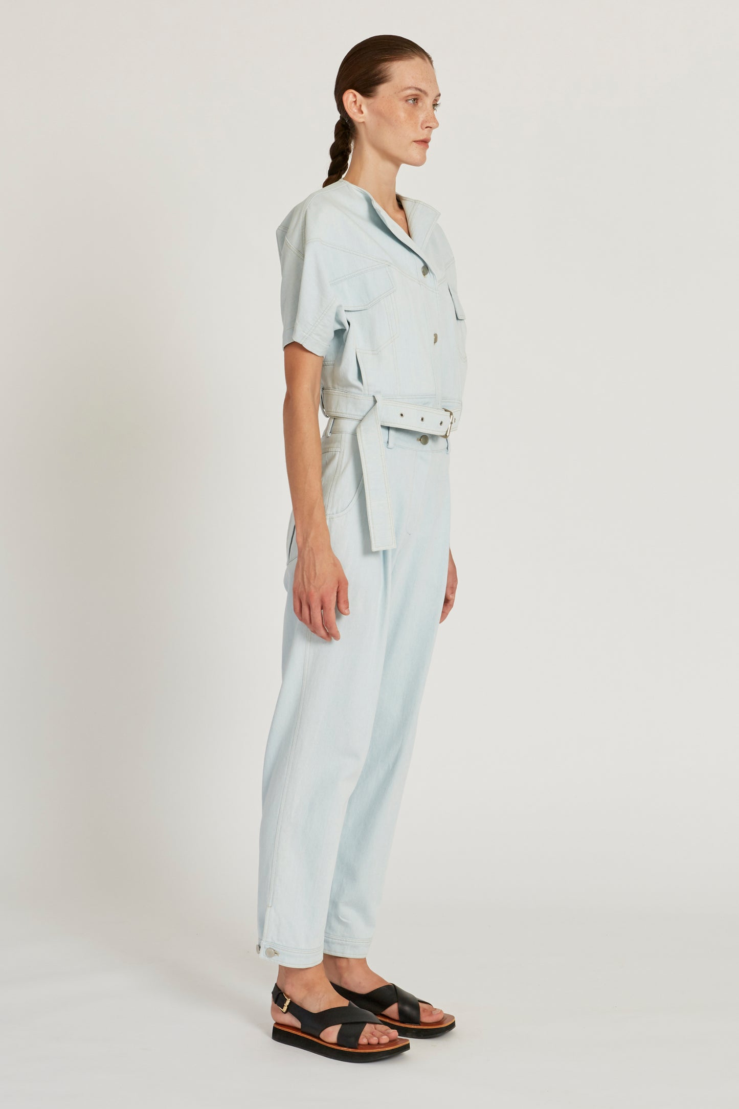 DENIM BELTED CROPJACKET