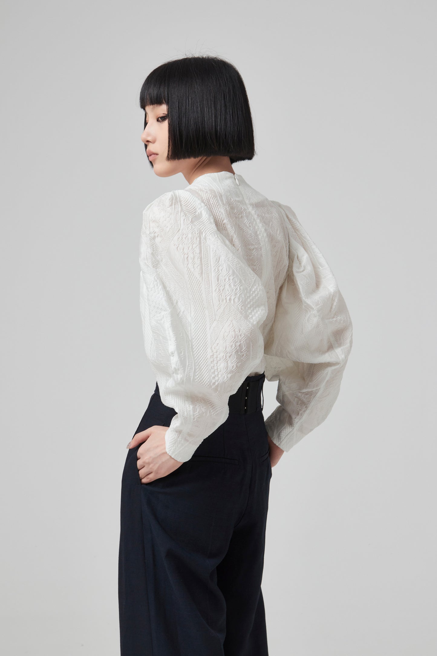 TRADITIONAL PATTERN JACQUARD TOP