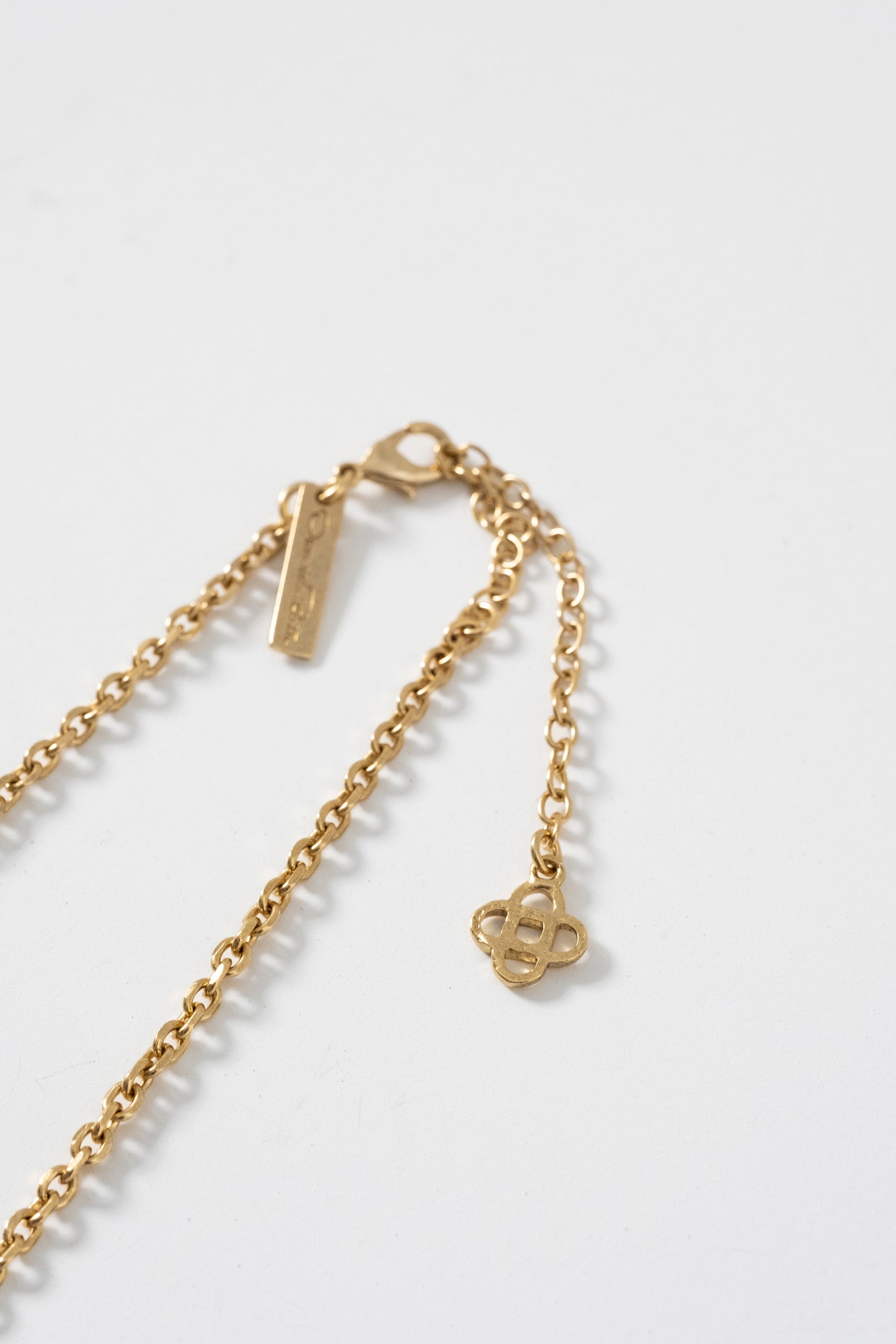 BUTTERFLY PENDANT NECKLACE