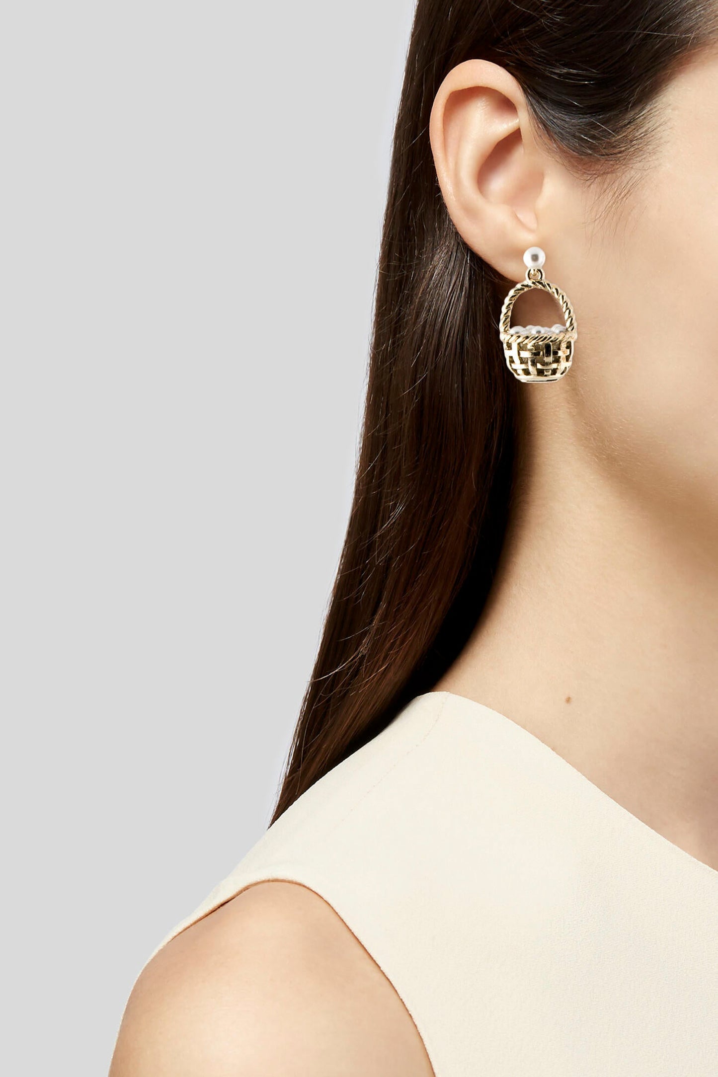 BASKET EARRING