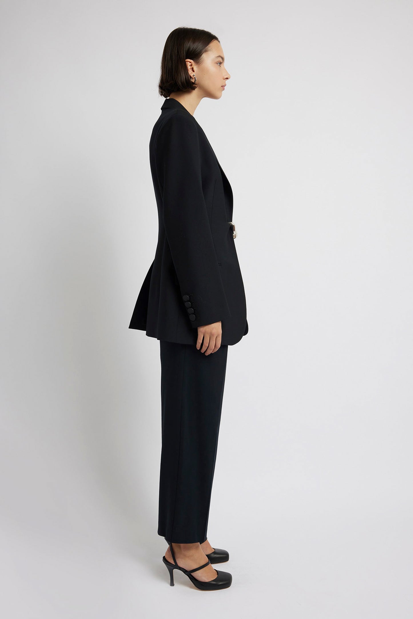 PIERCED CHAIN BLAZER