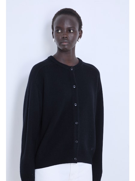 ROUND NECK CARDIGAN
