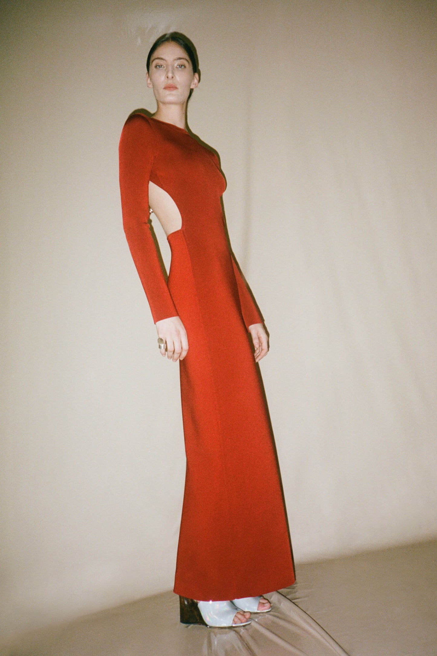 GLOBE CHAIN VEGA DRESS