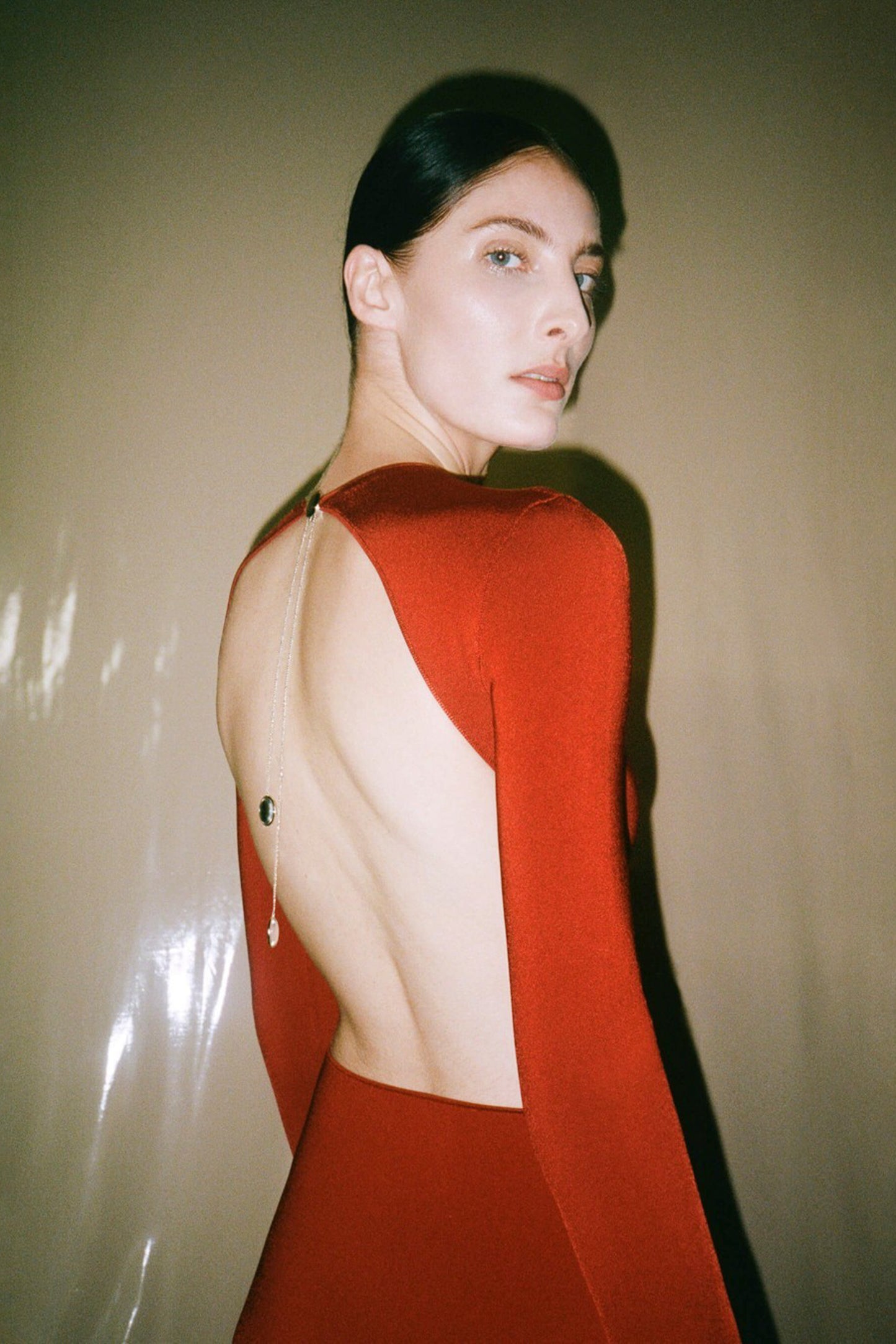 GLOBE CHAIN VEGA DRESS