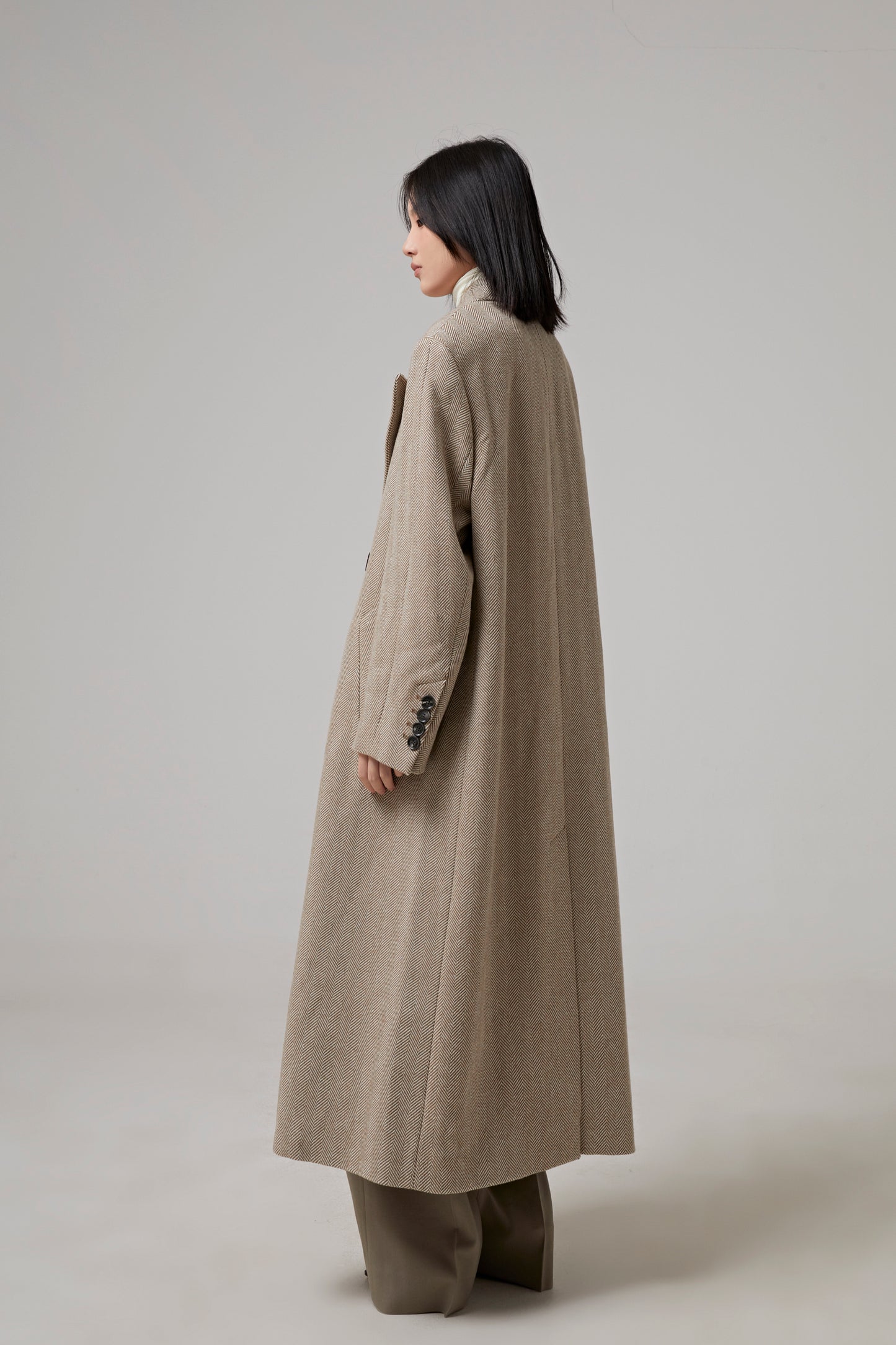 DOUBLE BREASTED COAT