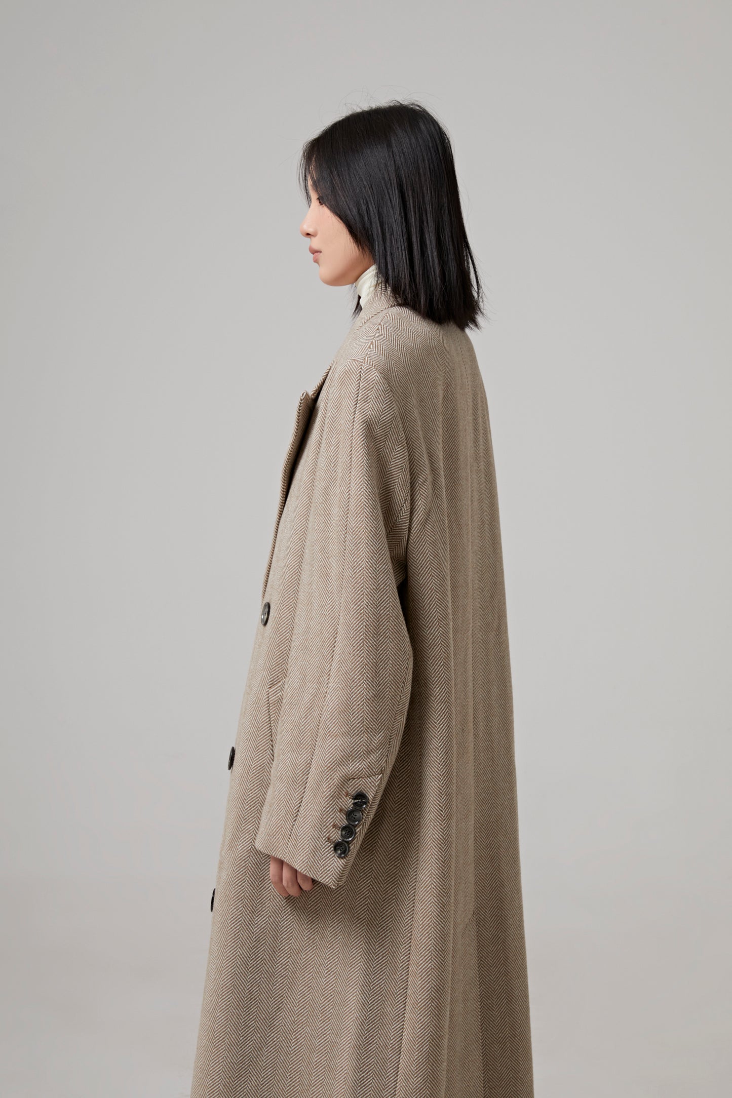 DOUBLE BREASTED COAT