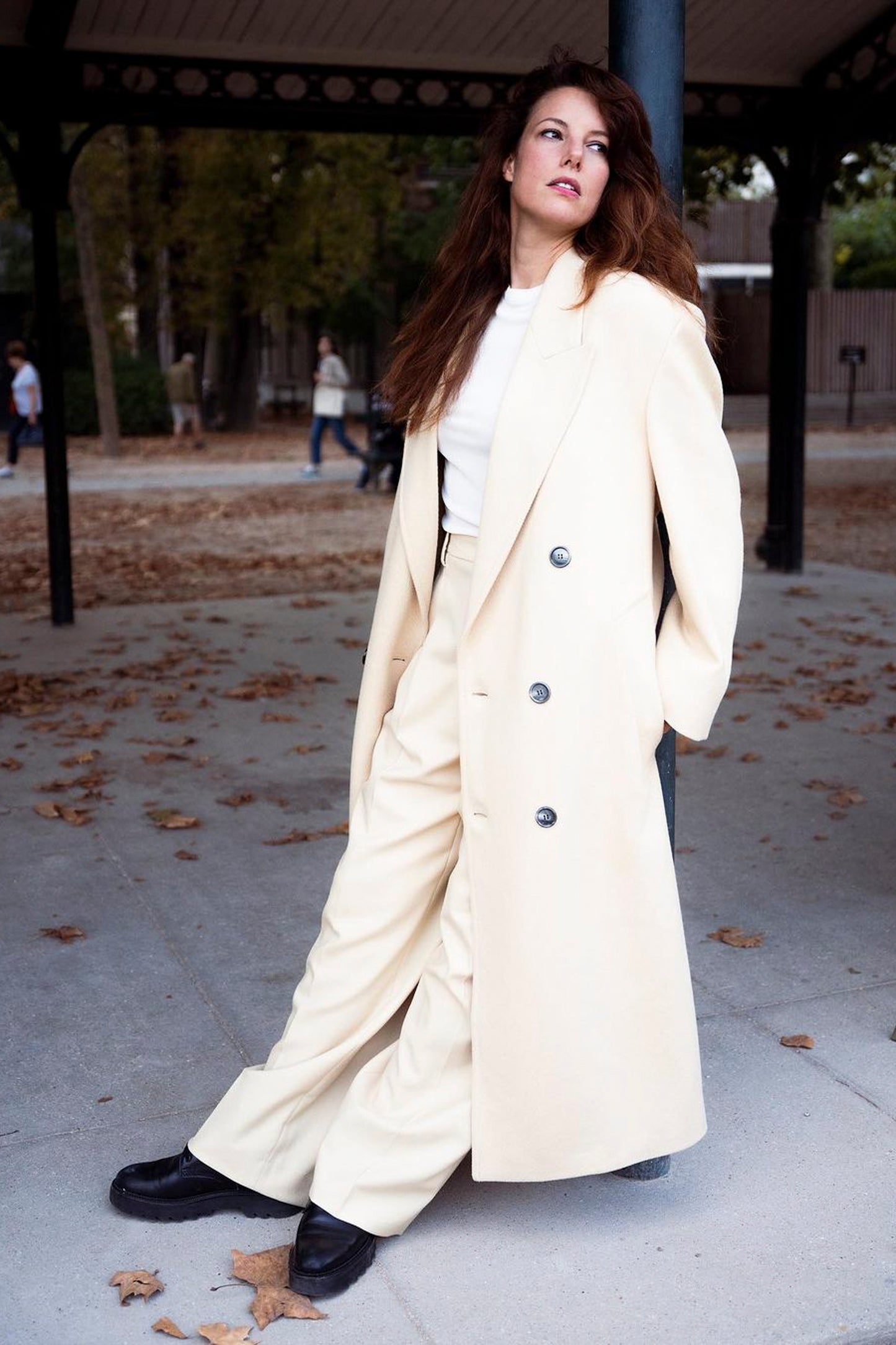 DOUBLE BREASTED COAT