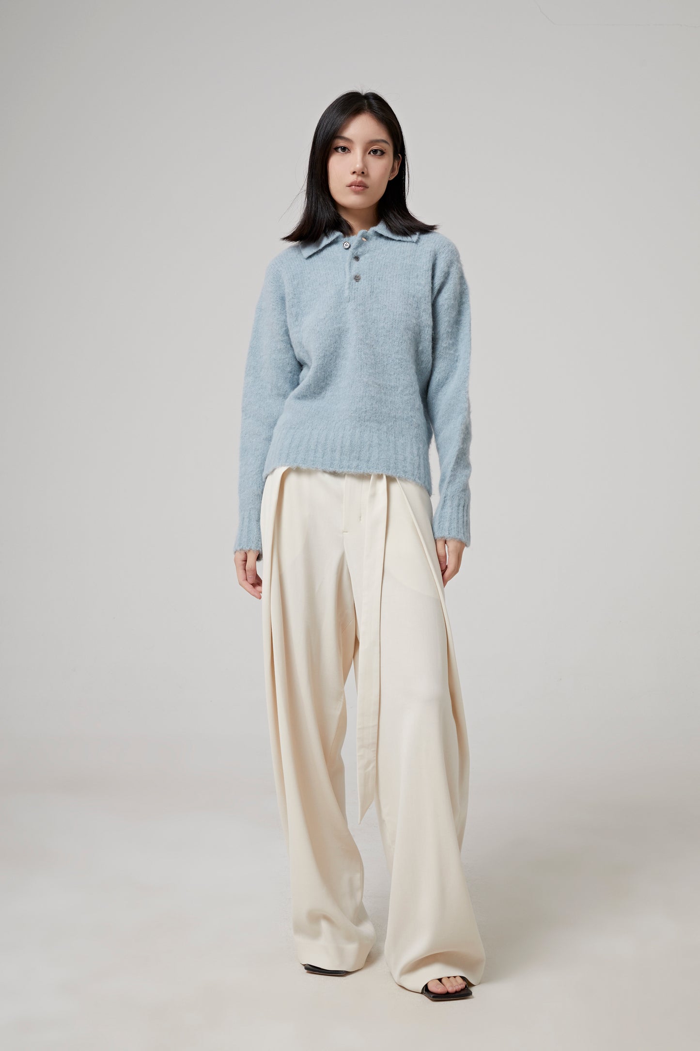 TROUSERS WITH PANELS