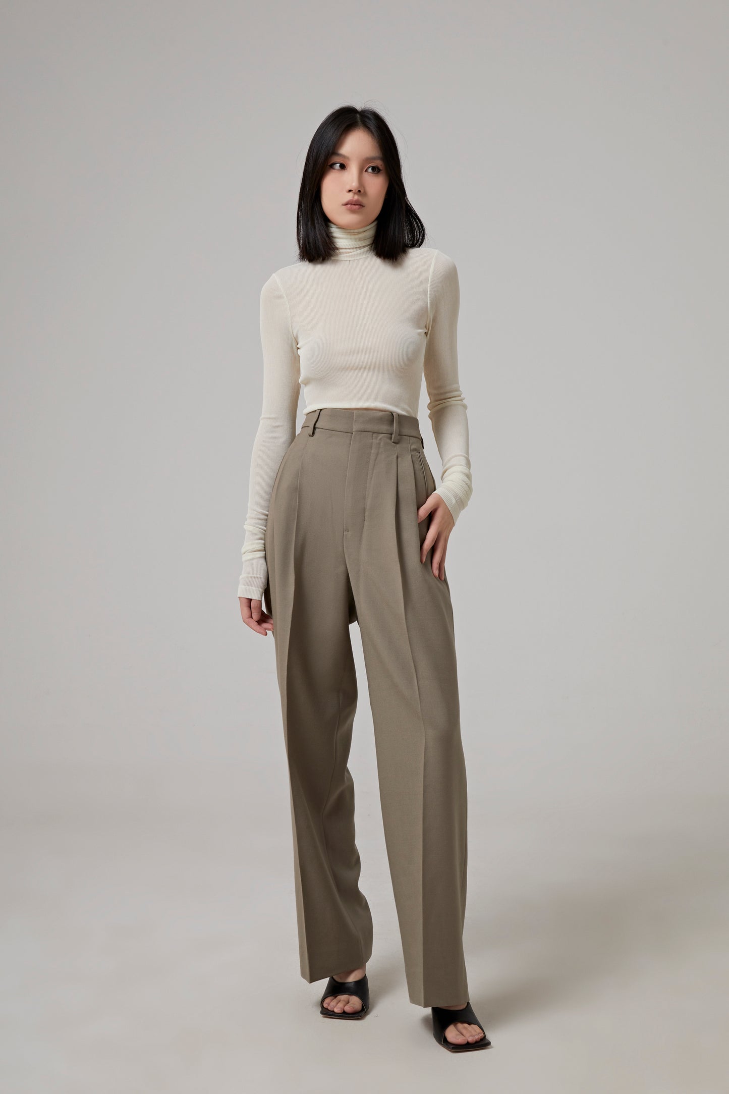 STRAIGHT FIT TROUSERS