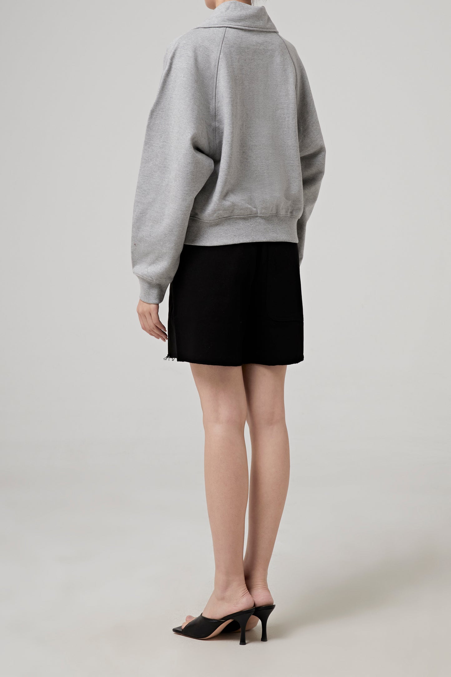 SIGNATURE LOGO ZIP SWEATSHIRT