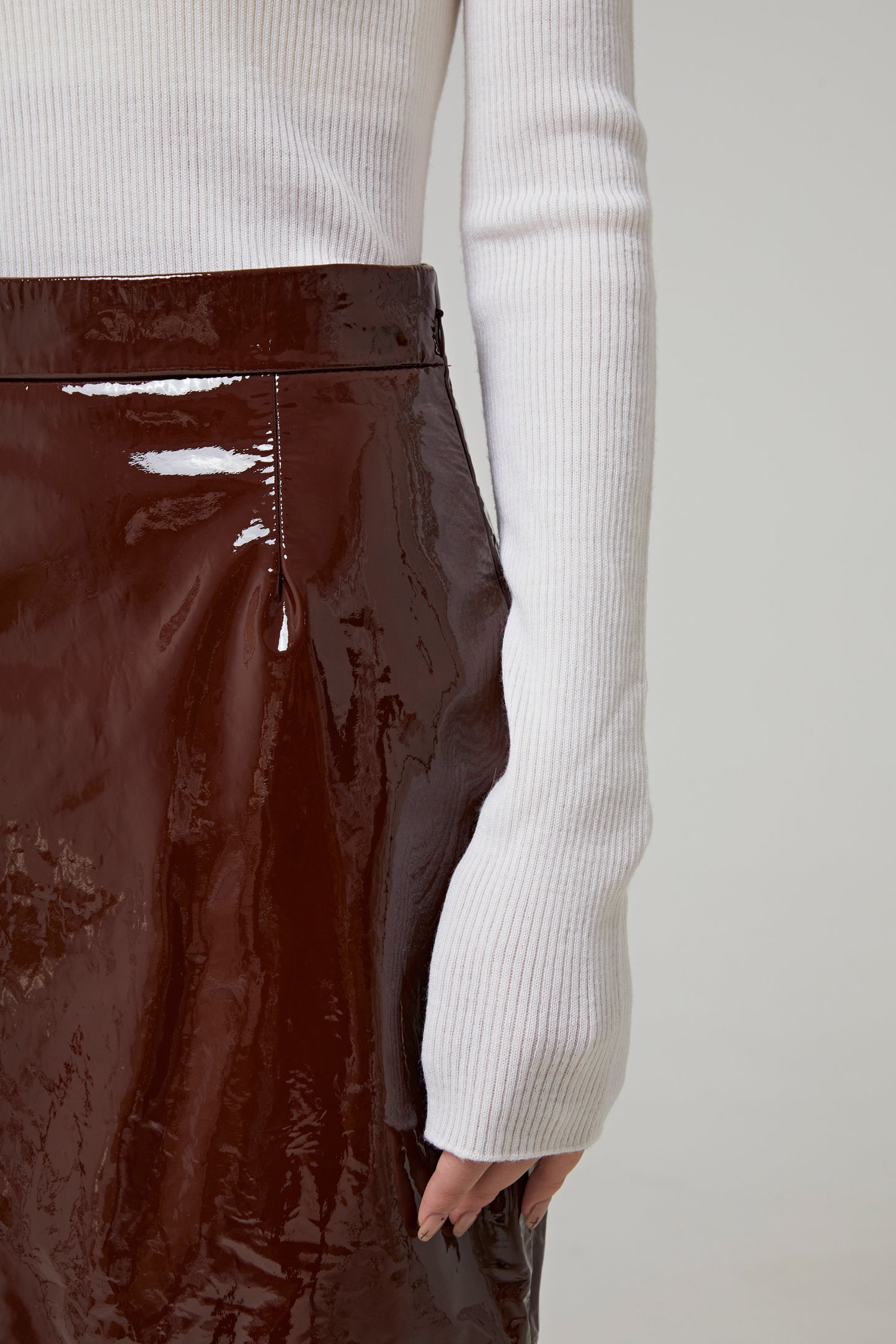 MIDI SKIRT IN PATENT LEATHER