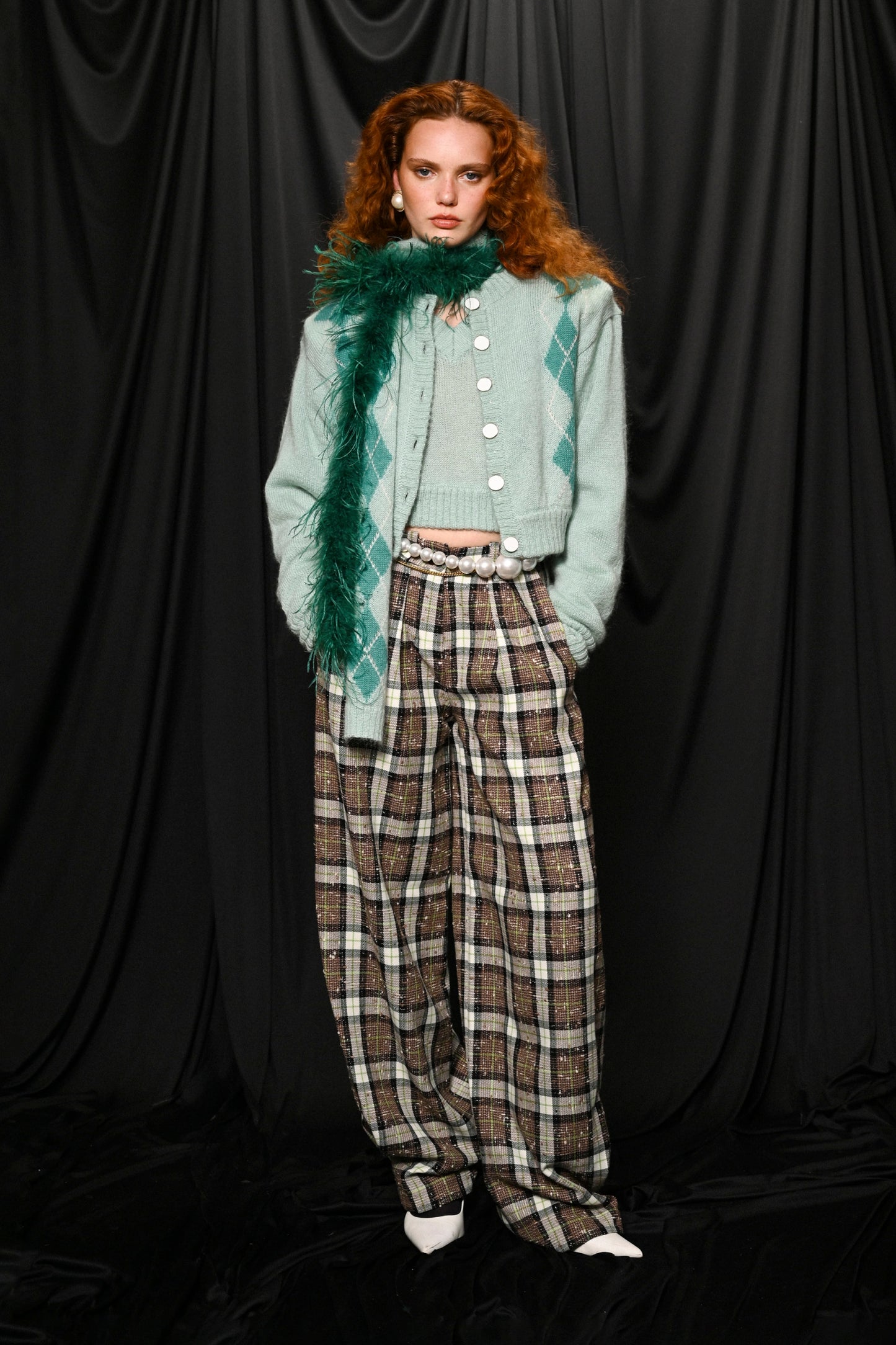 OVERSIZED LOW-WAISTED PANTS - CHECKED TWEED