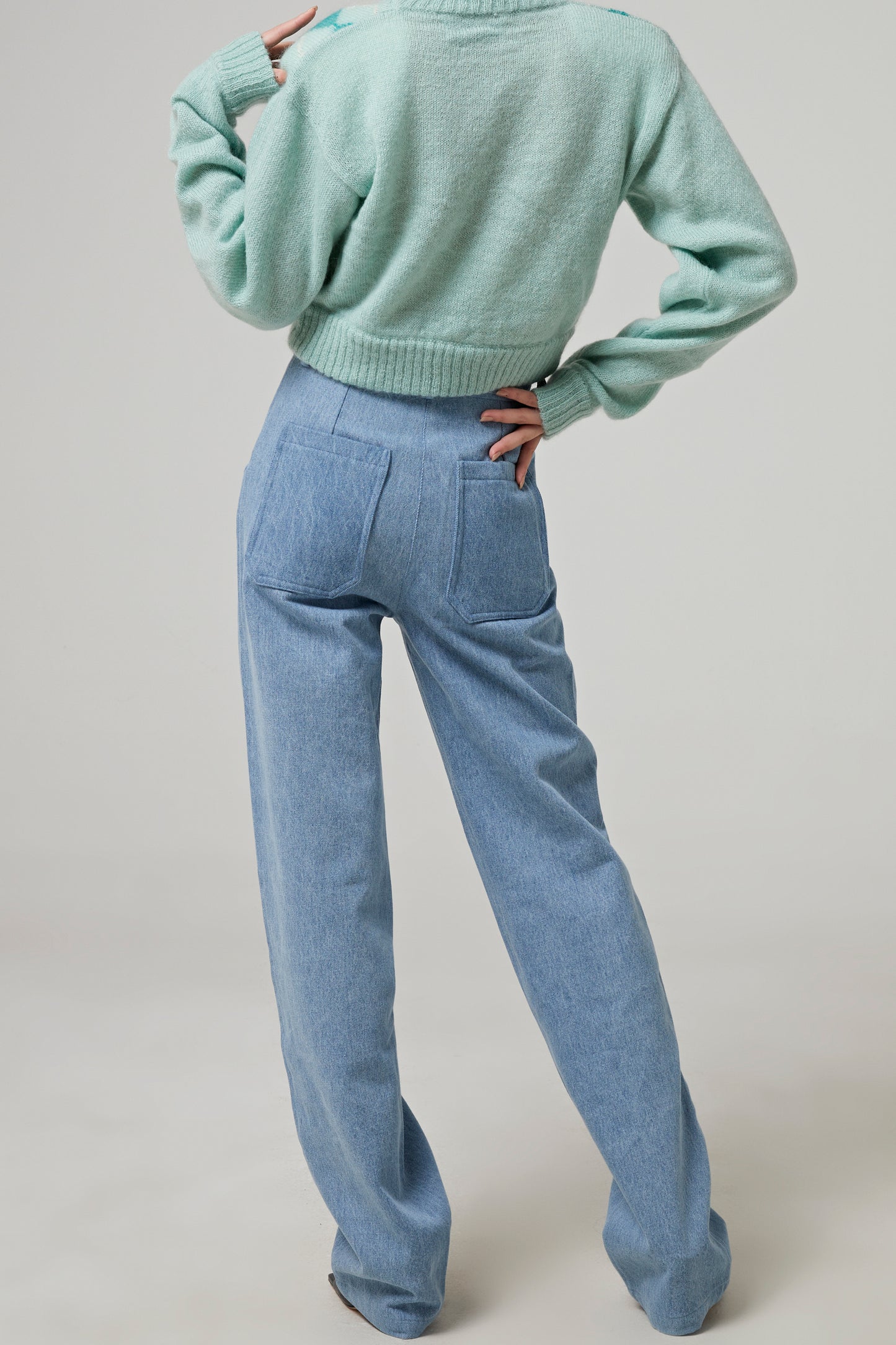 OVERSIZED V NECK CROPPED MOHAIR SWEATER WITH DIAMOND PATTERN