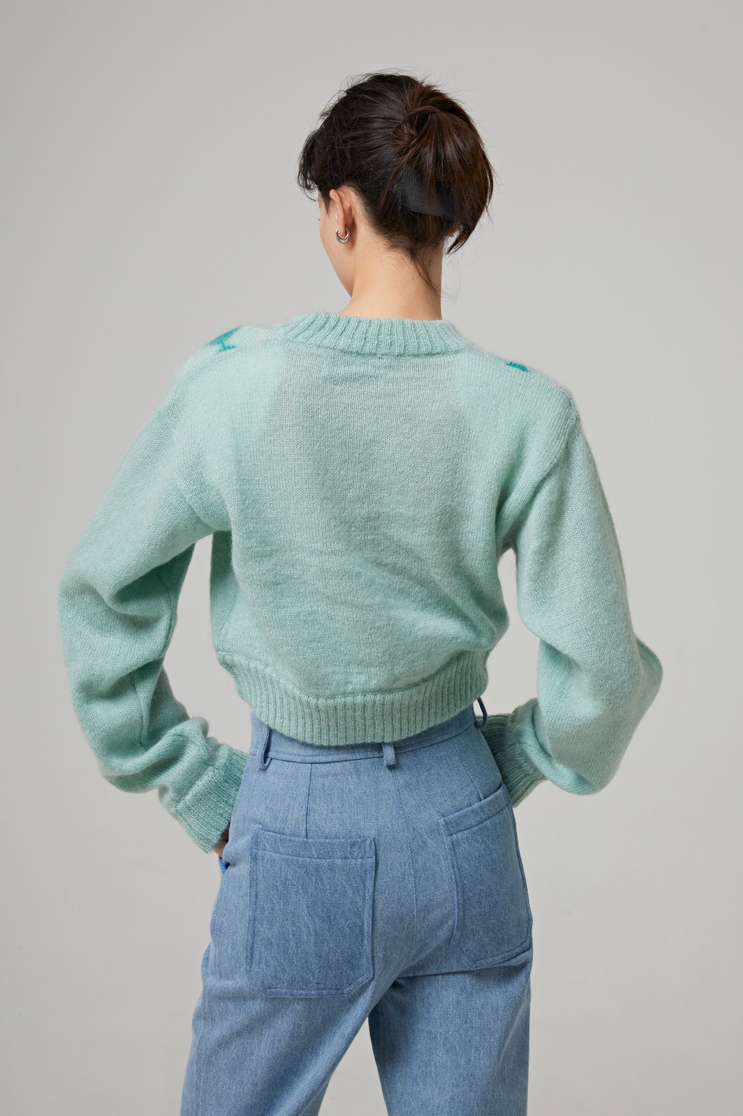OVERSIZED V NECK CROPPED MOHAIR SWEATER WITH DIAMOND PATTERN