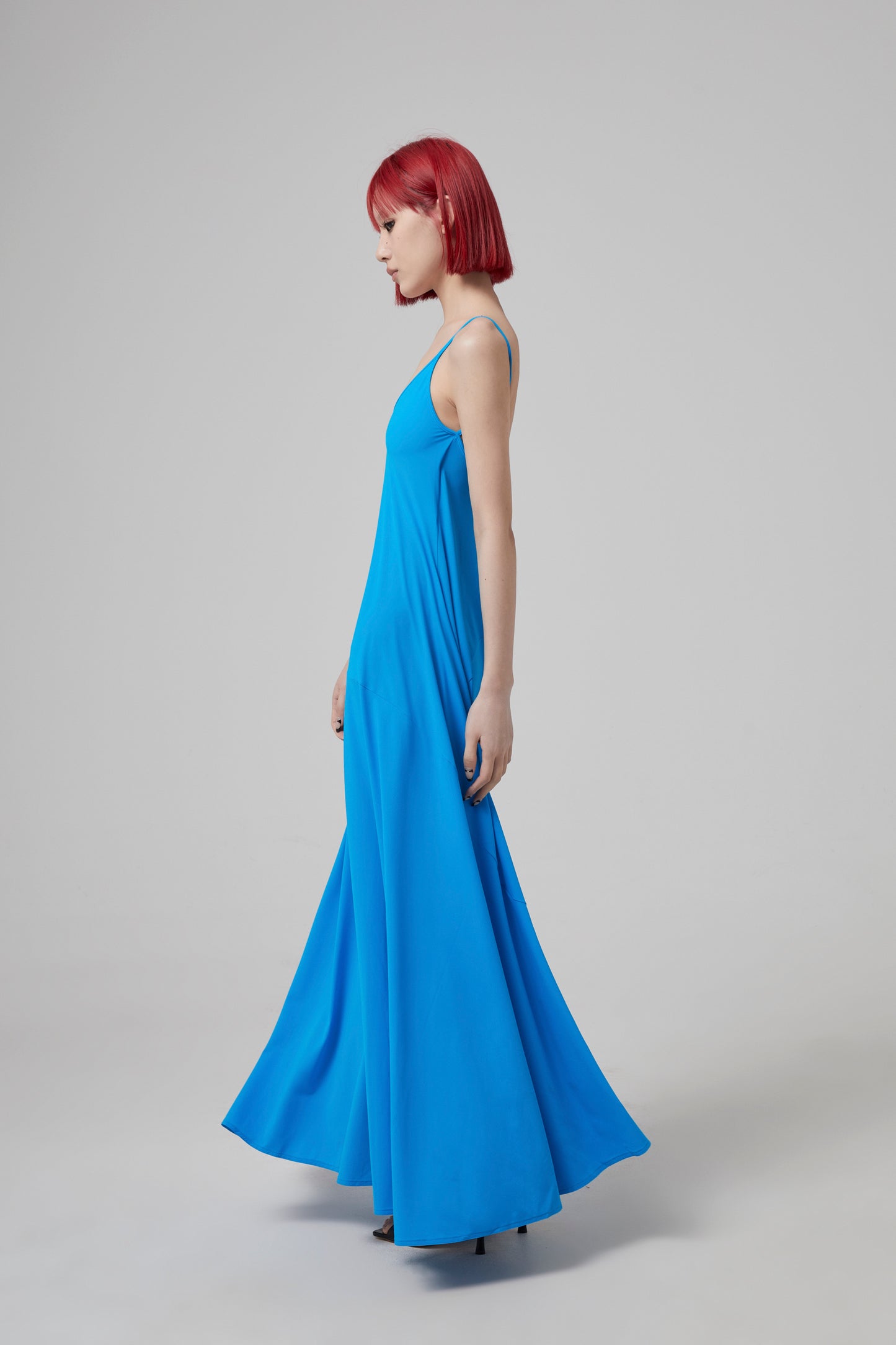 V NECK SUSPENDER DRESS
