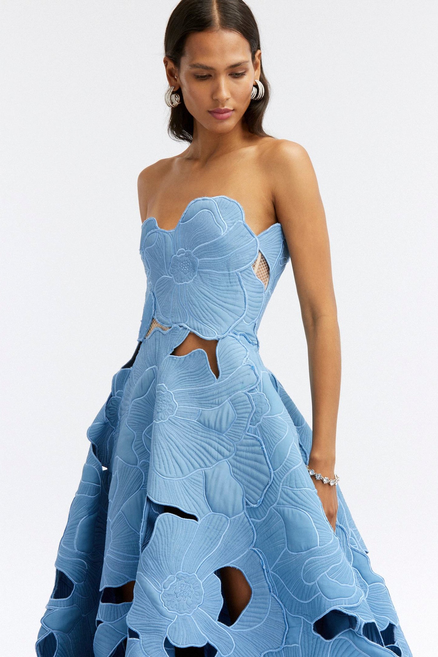 STRAPLESS FLORAL CUT
