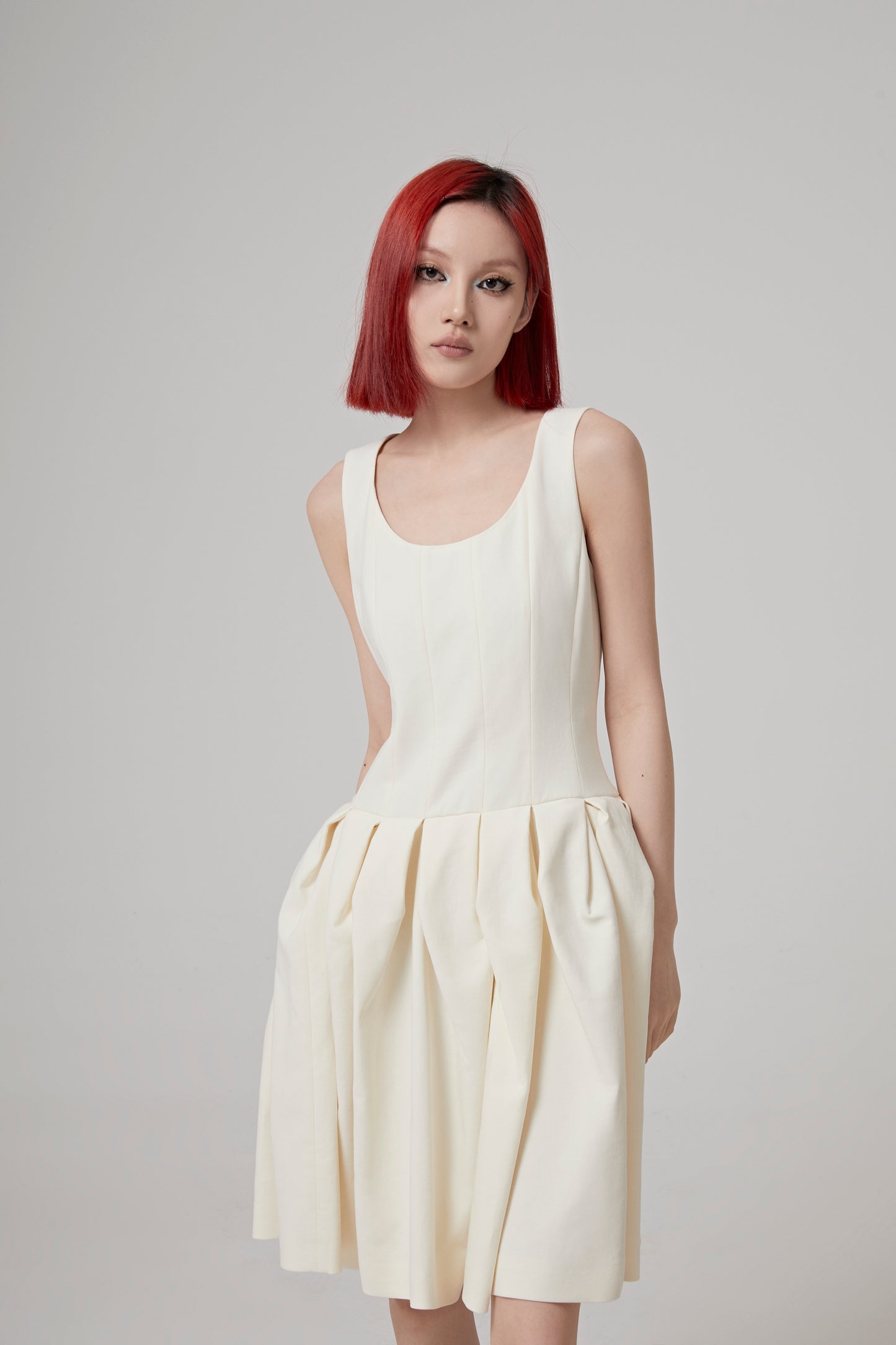 SCOOP NECK DRESS