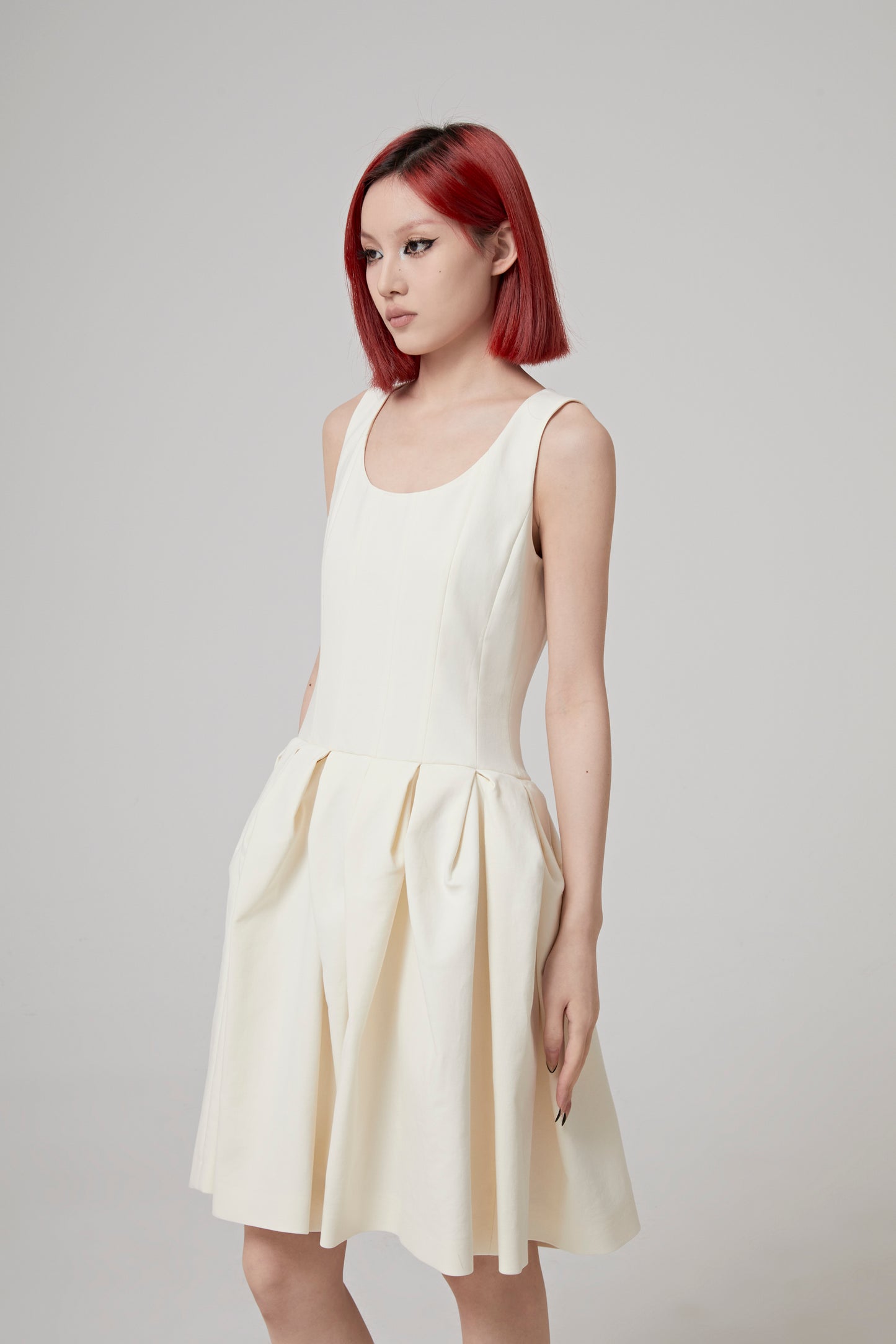 SCOOP NECK DRESS