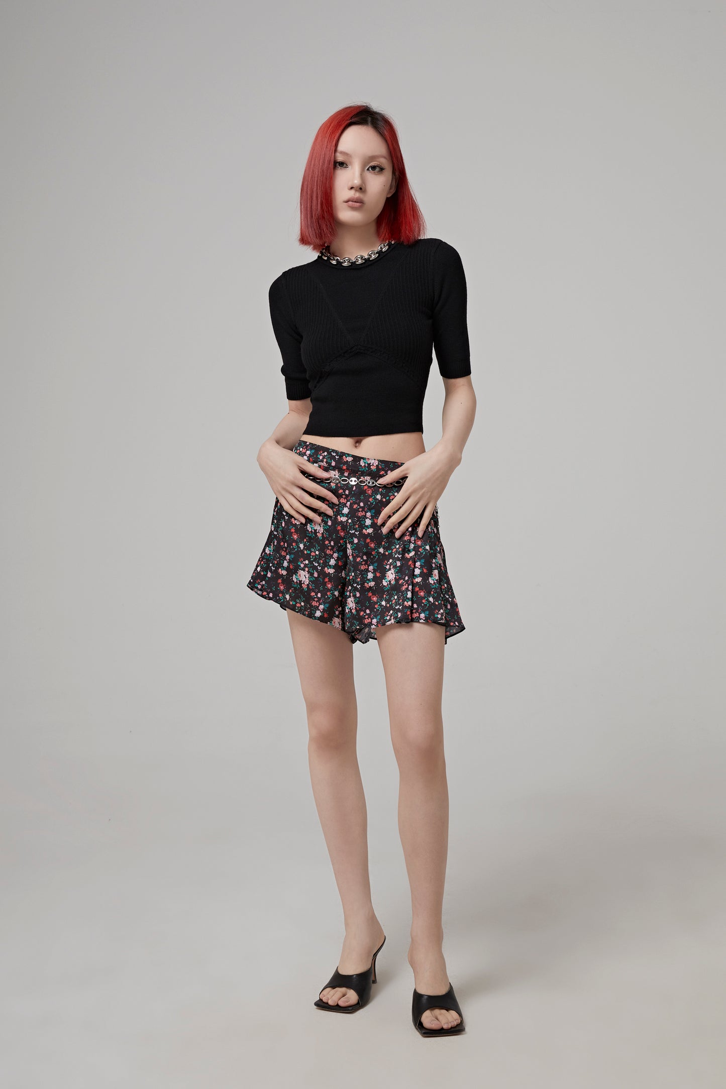 METALLIC COLLAR COP TOP