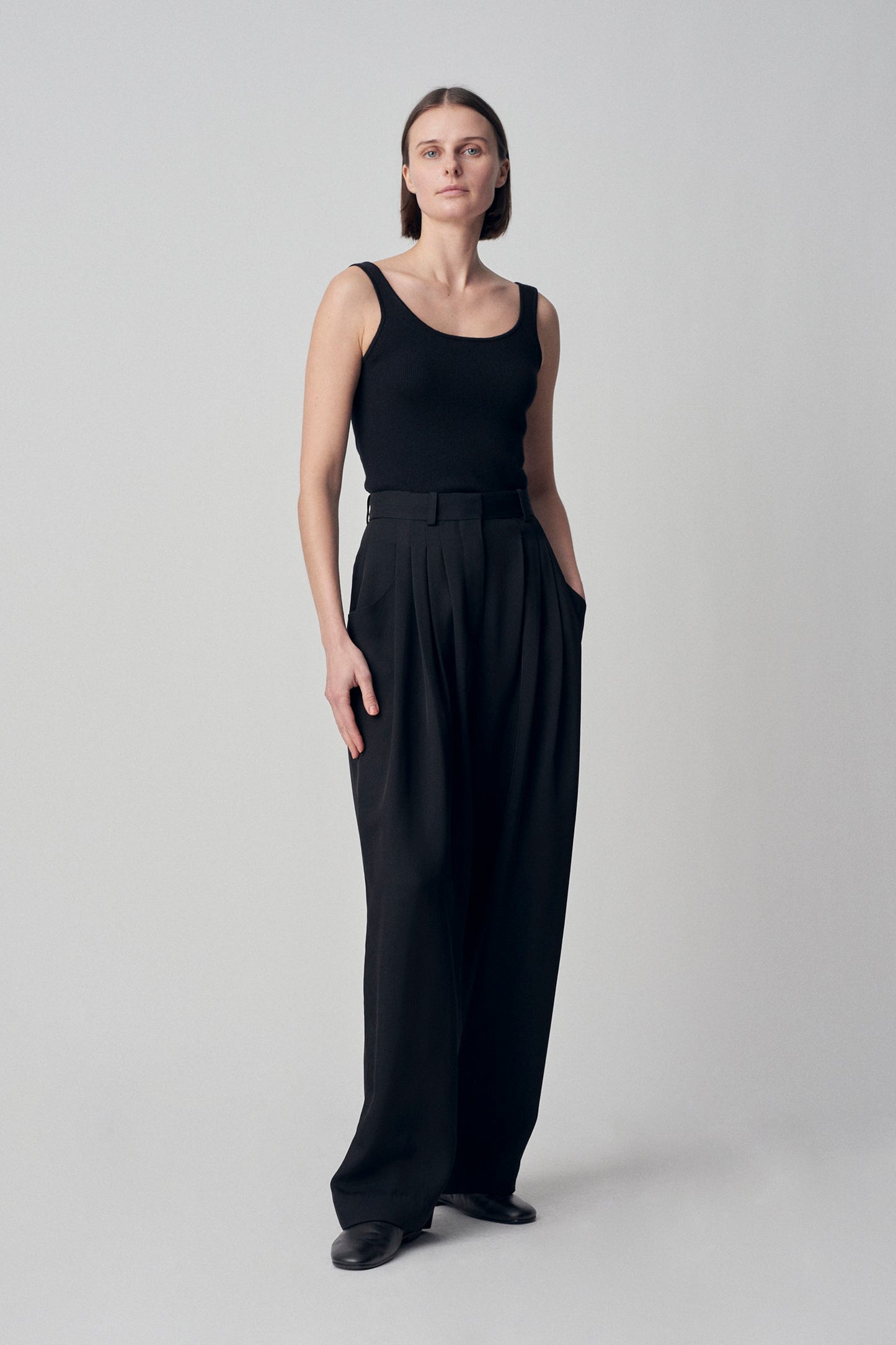 DRAPED POCKET TROUSER