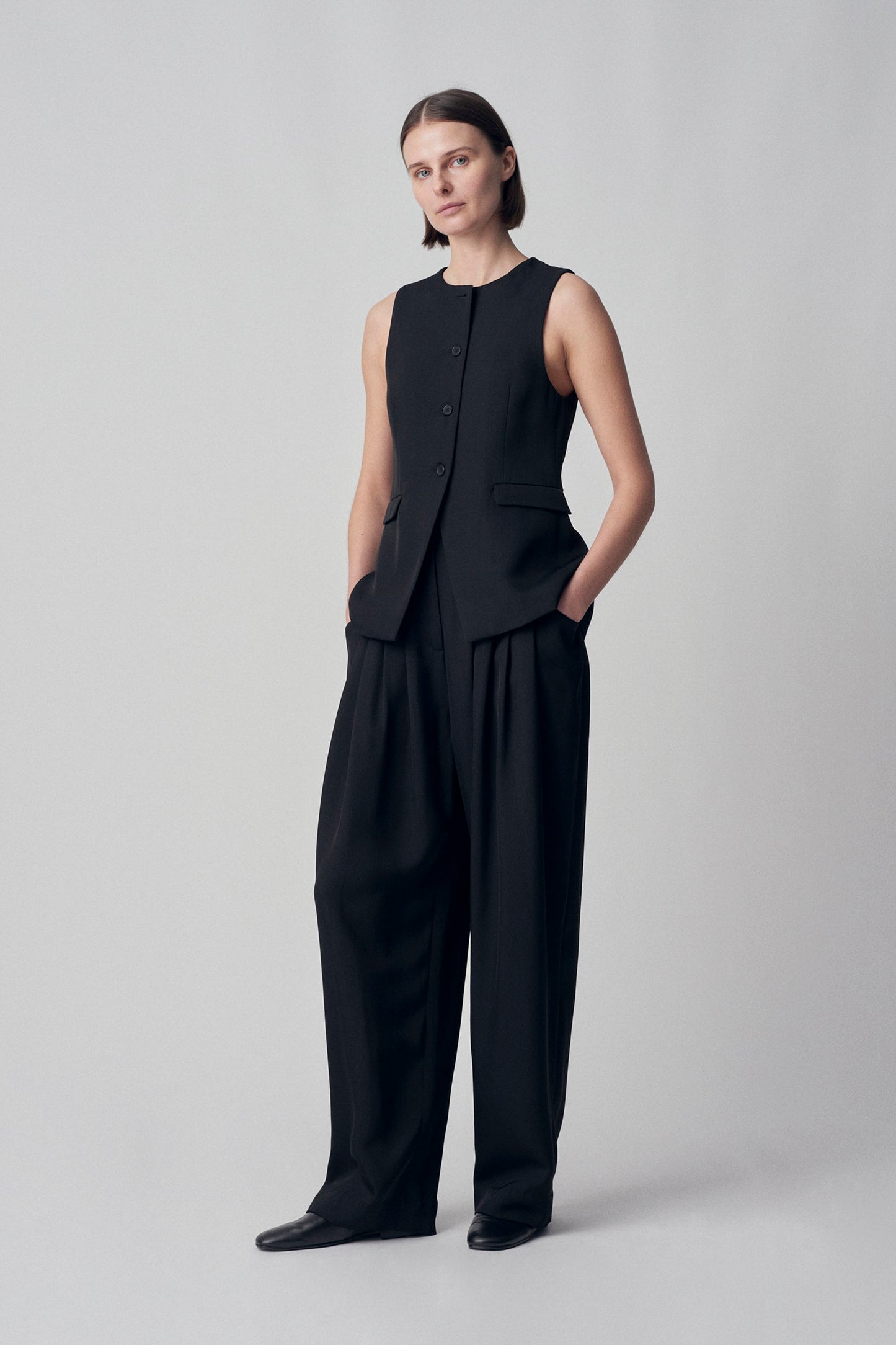 DRAPED POCKET TROUSER