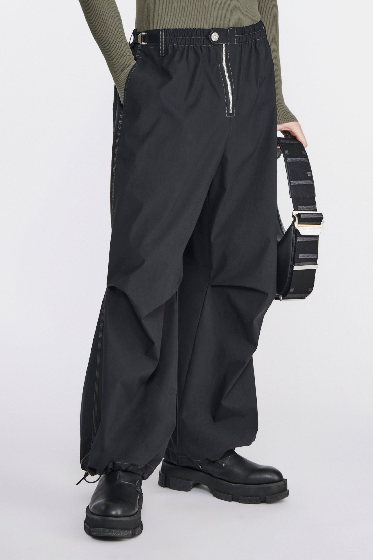 OVERSIZED FLIGHT PANT