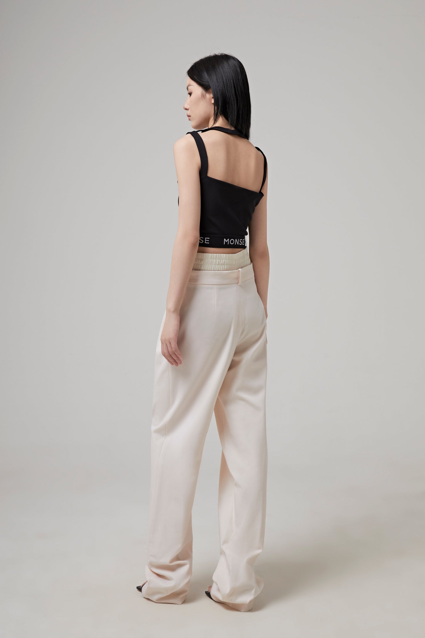 CUT OUT CROPPED TANK TOP