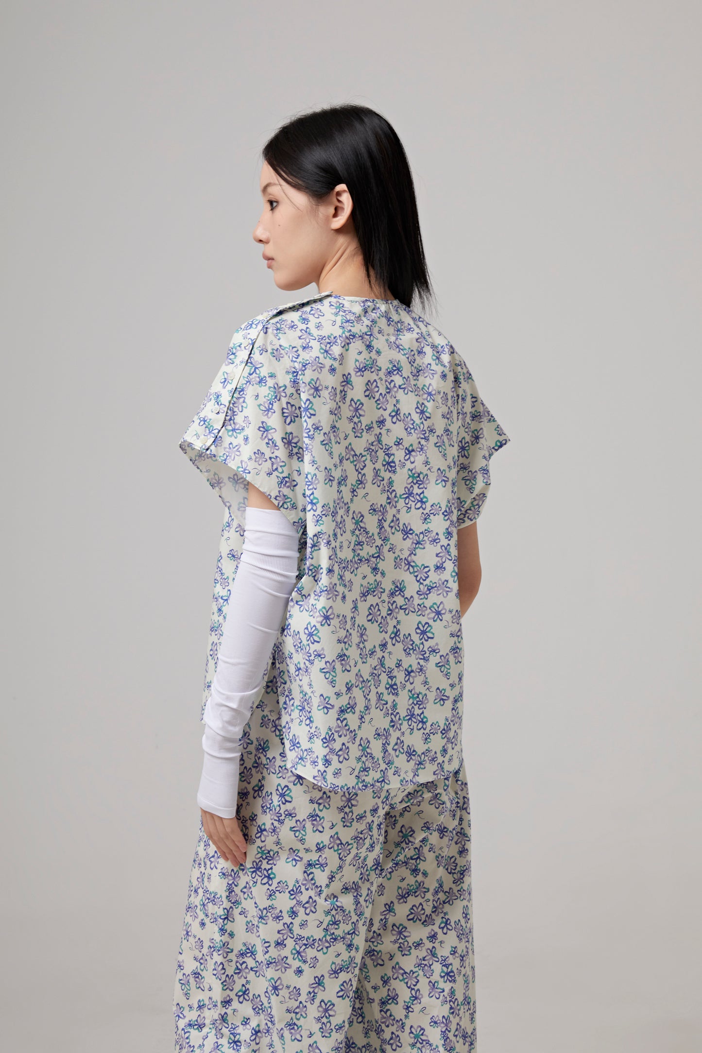 BOTTONE SHOULDER TOP