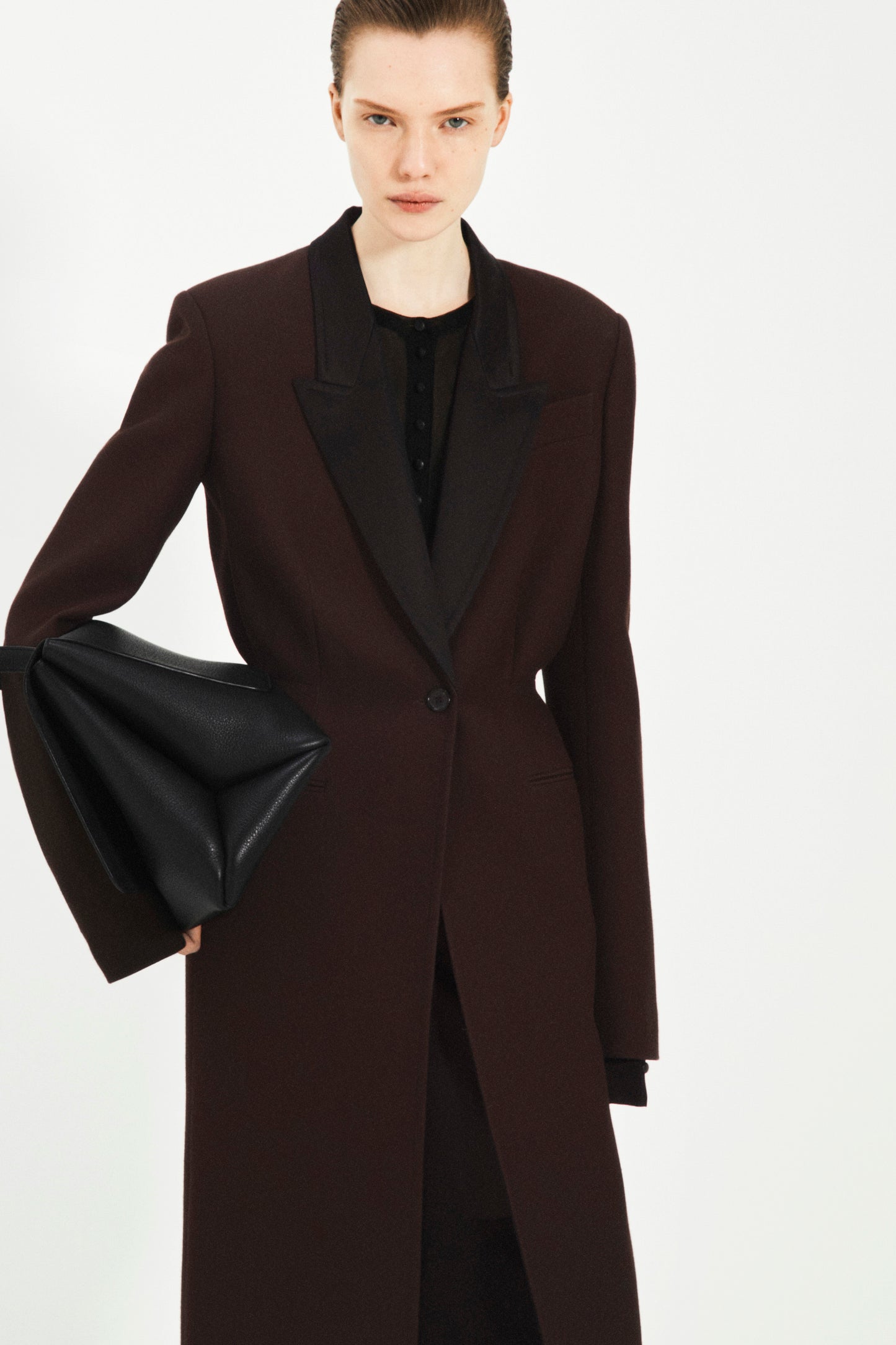 BELLOW COAT