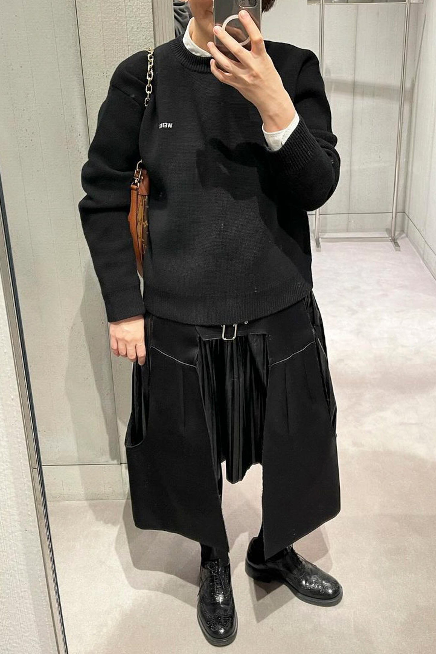BLACK WOMENS BASIC KNIT SWEATER