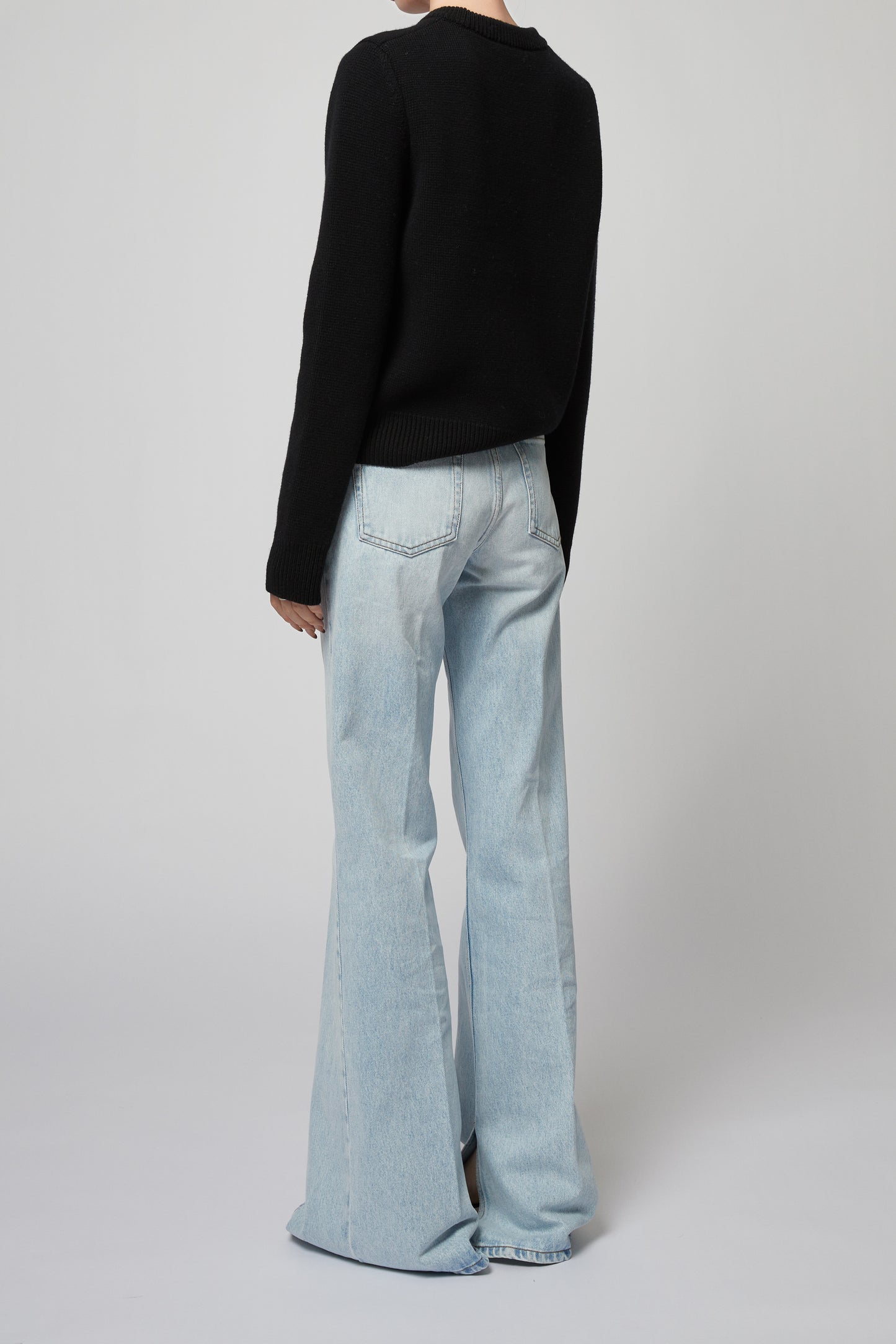 BLACK WOMENS BASIC KNIT SWEATER