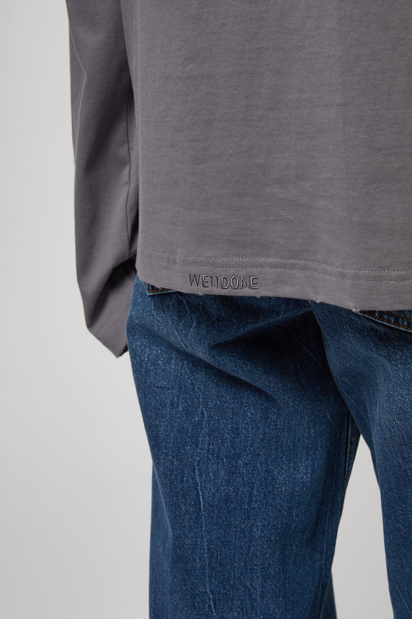 CHARCOAL MONSTER PRINT WIDE LONG-SLEEVED T-SHIRT