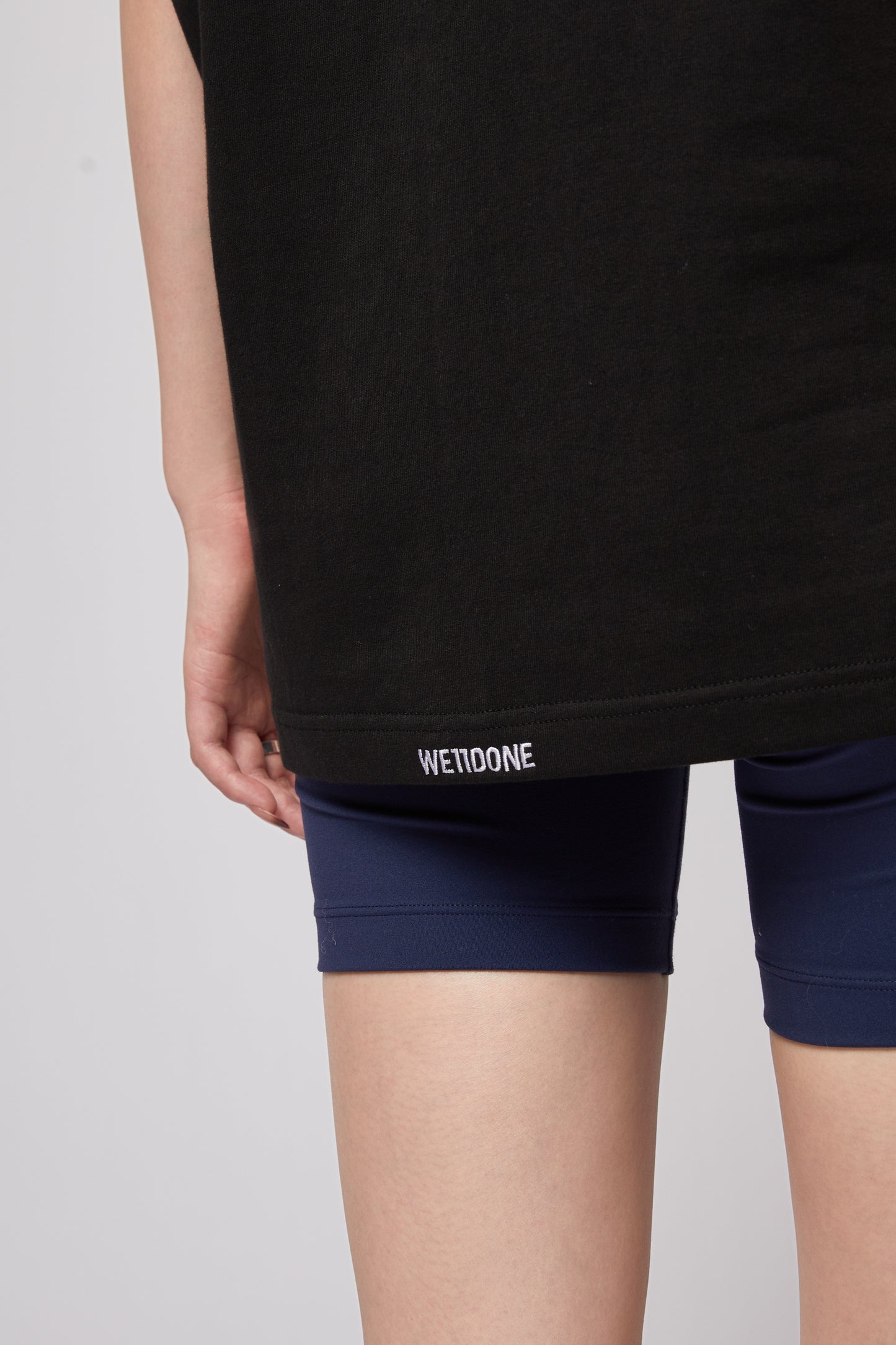 BLACK PEARL BEAR SHORT-SLEEVED T-SHIRT