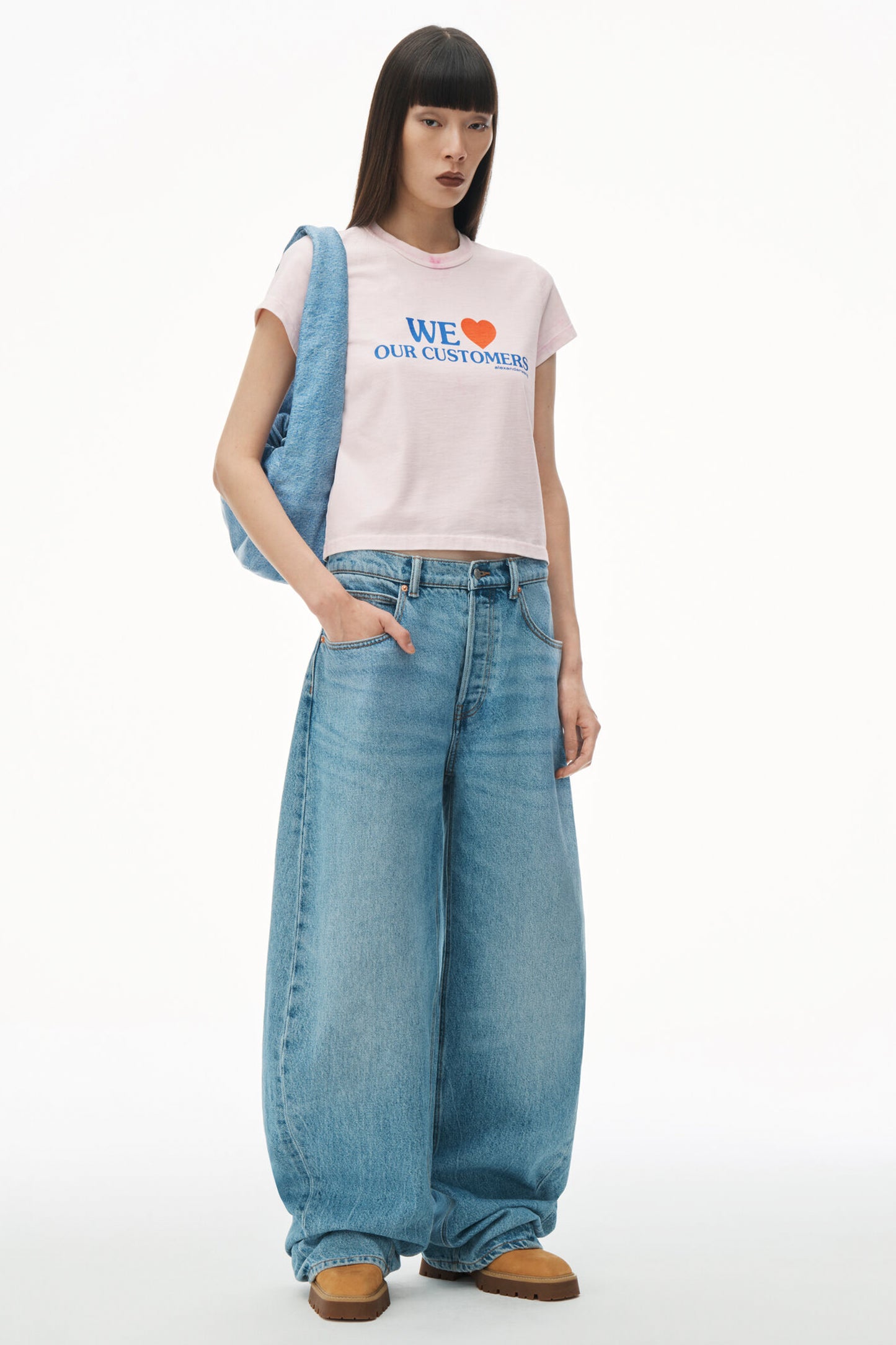 WE LOVE OUR CUSTOMERS SHRUNKEN TEE W/BLEACH WASH