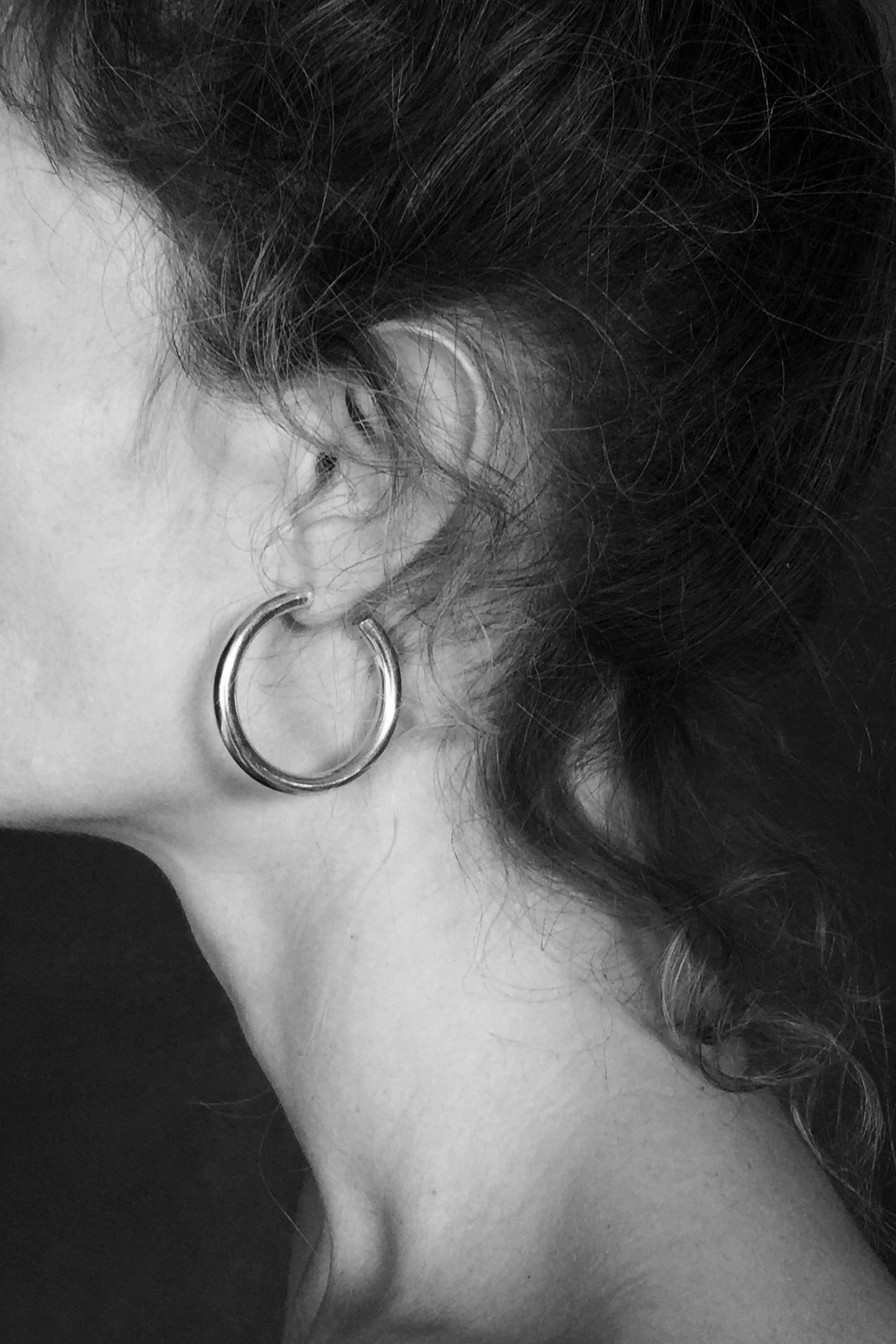 Medium Everyday Hoops
