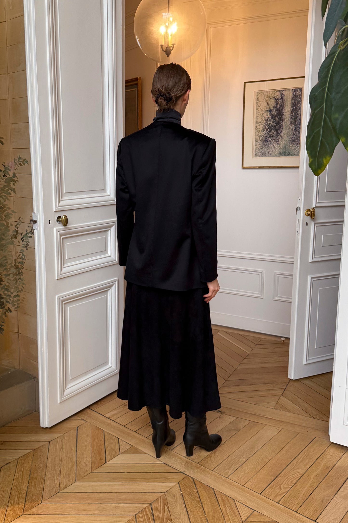THE LARA BLAZER CASHMERE AND SUEDE BLACK