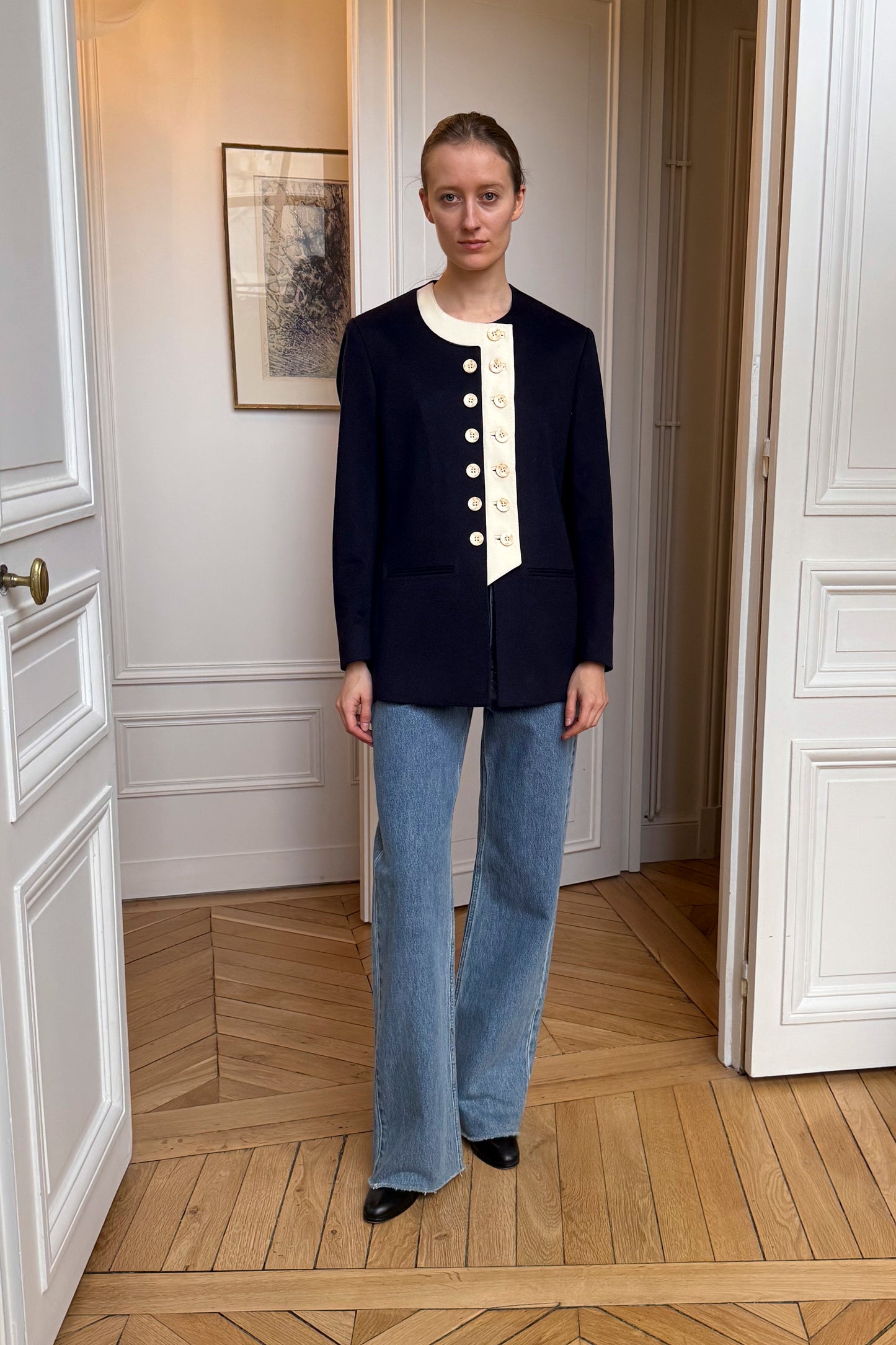 THE LARA BLAZER CASHMERE NAVY AND IVORY