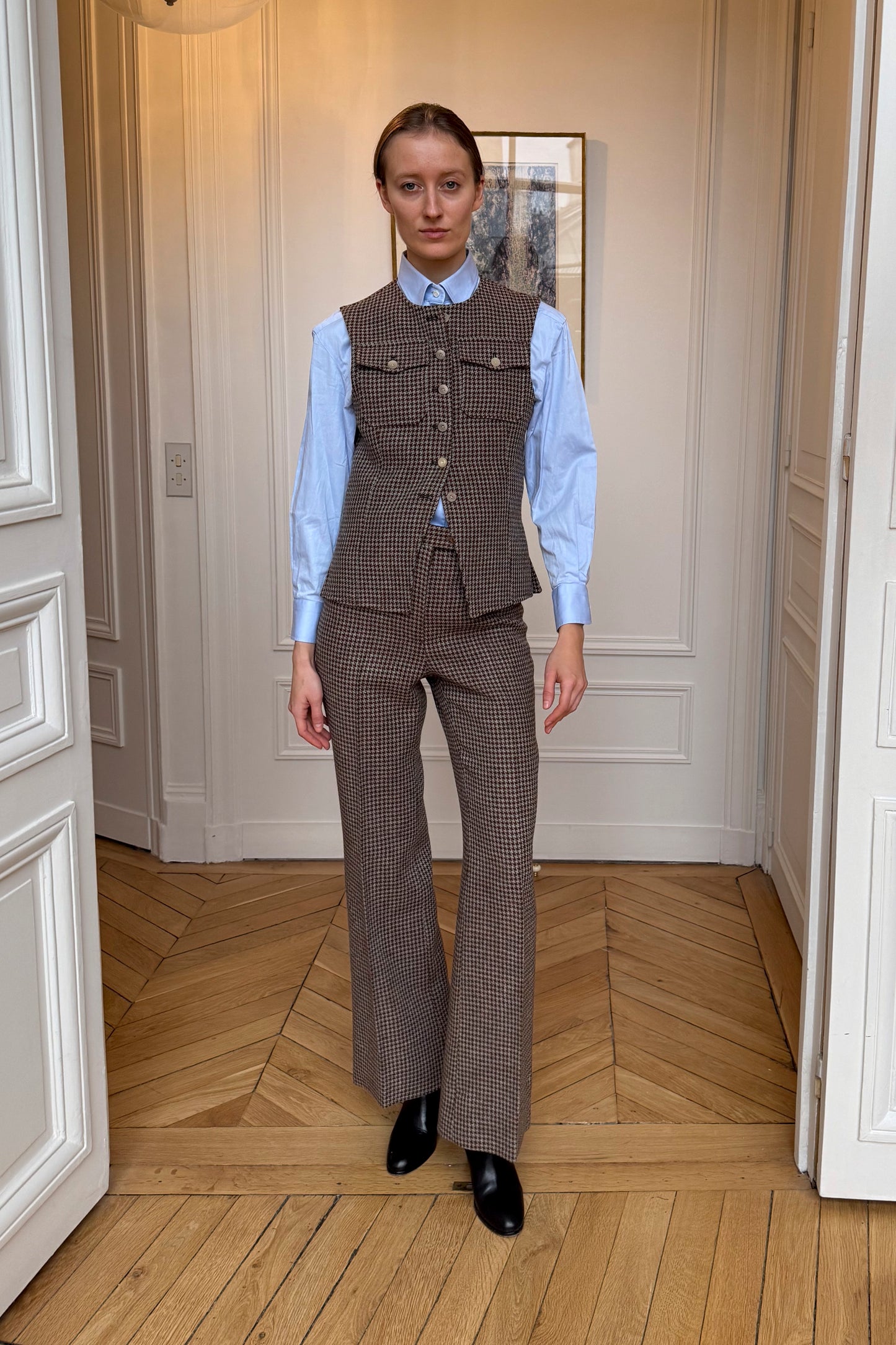 THE LUCIA VEST WOOL HOUNDSTOOTH HUNTER GREEN AND BERRY RED