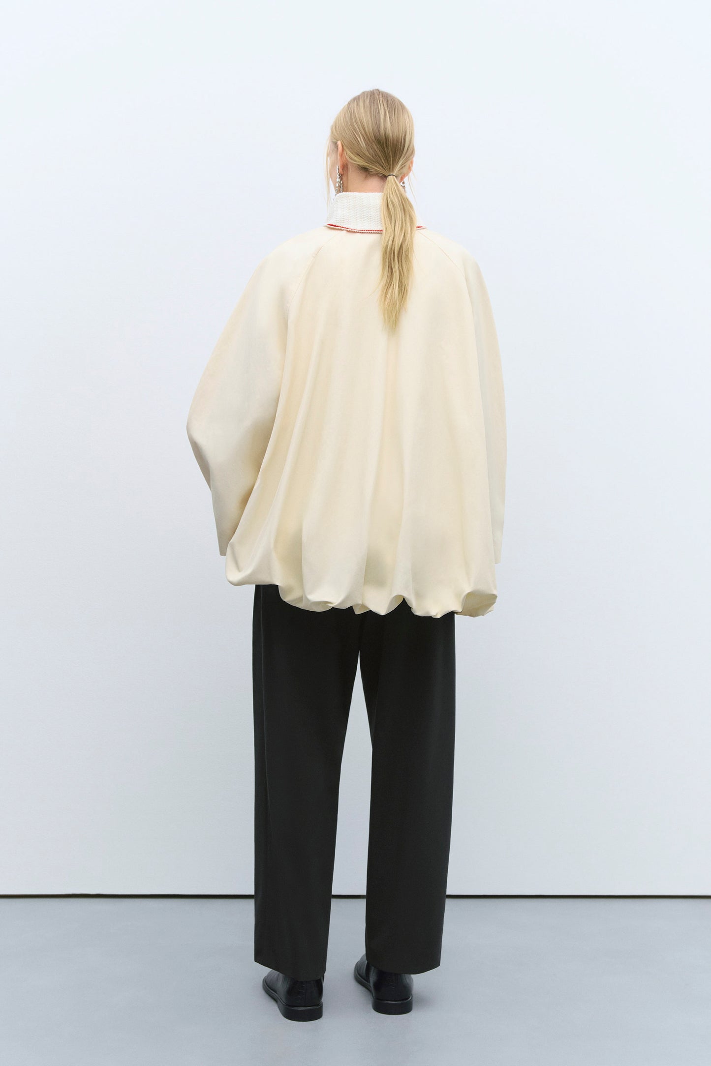 CROCHET COLLAR JACKET CREAM