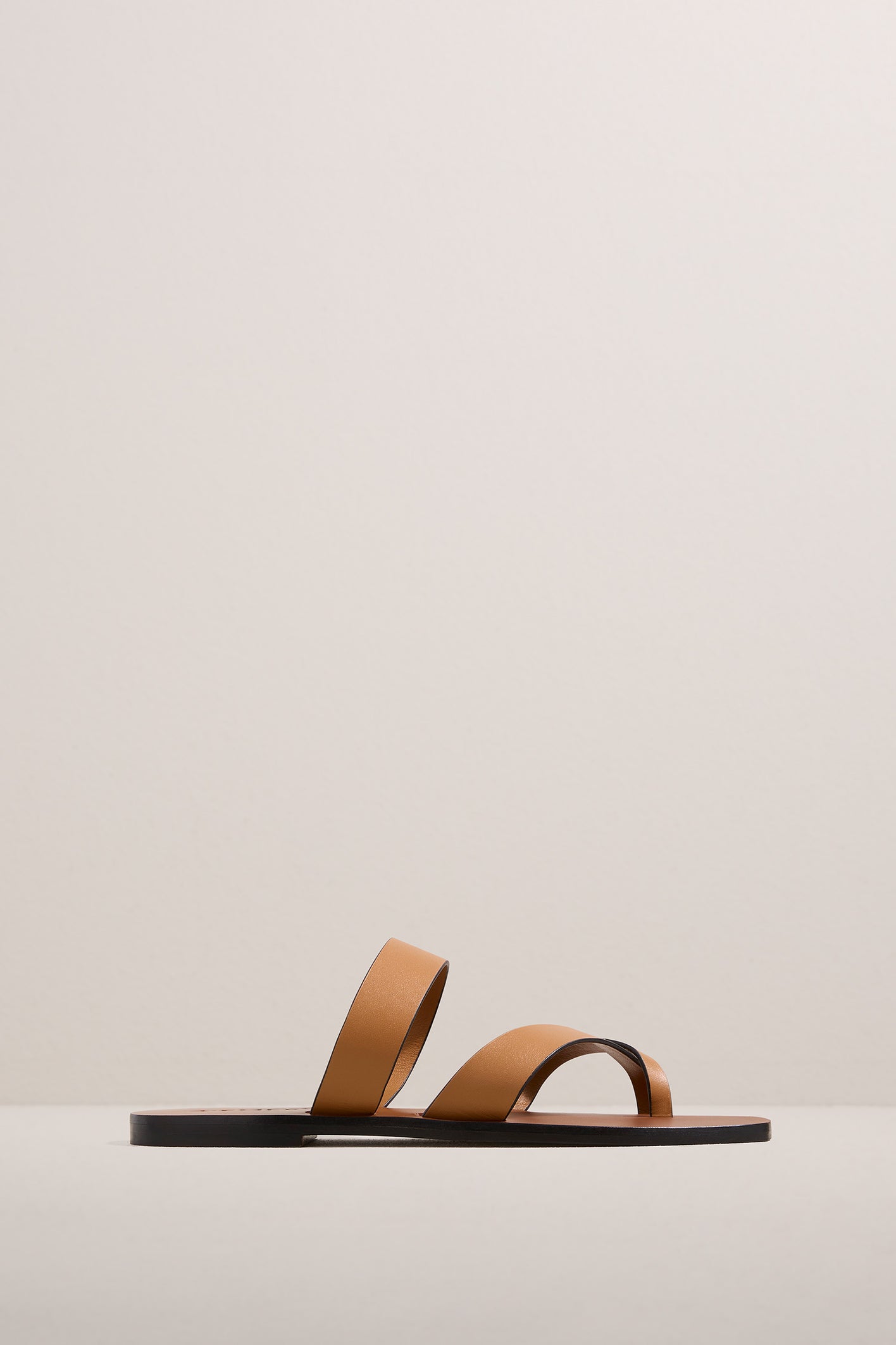 CARTER SANDAL