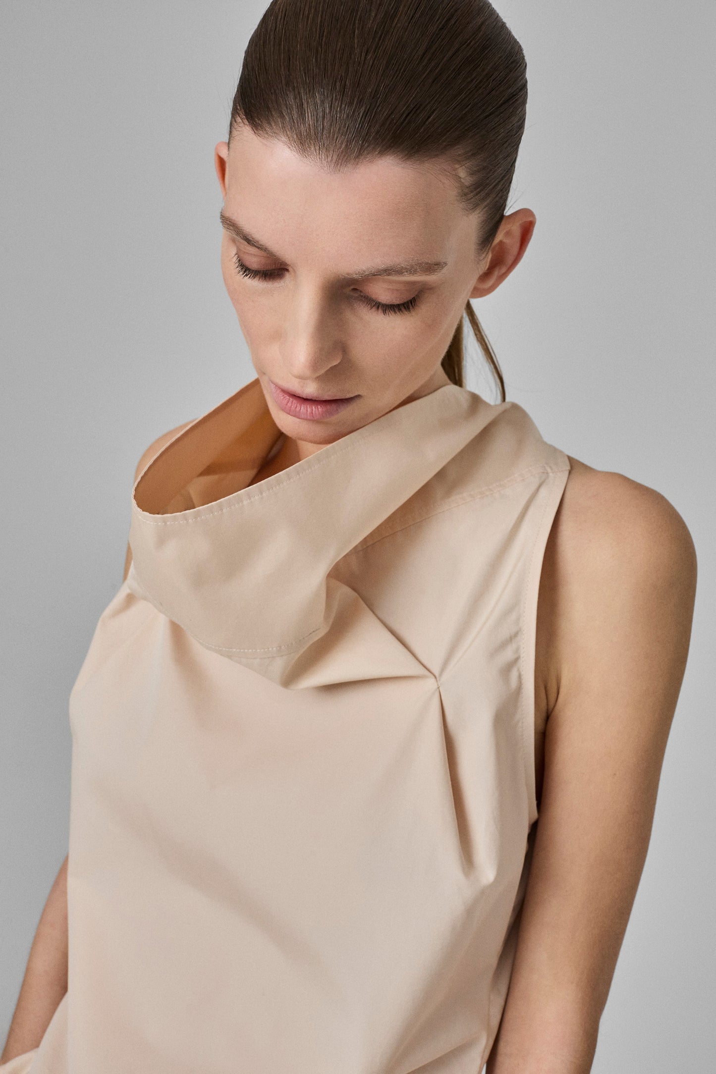 HIGH COWL NECK TOP