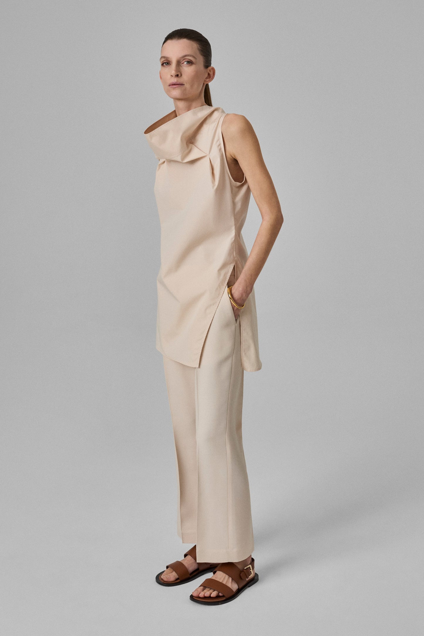 HIGH COWL NECK TOP