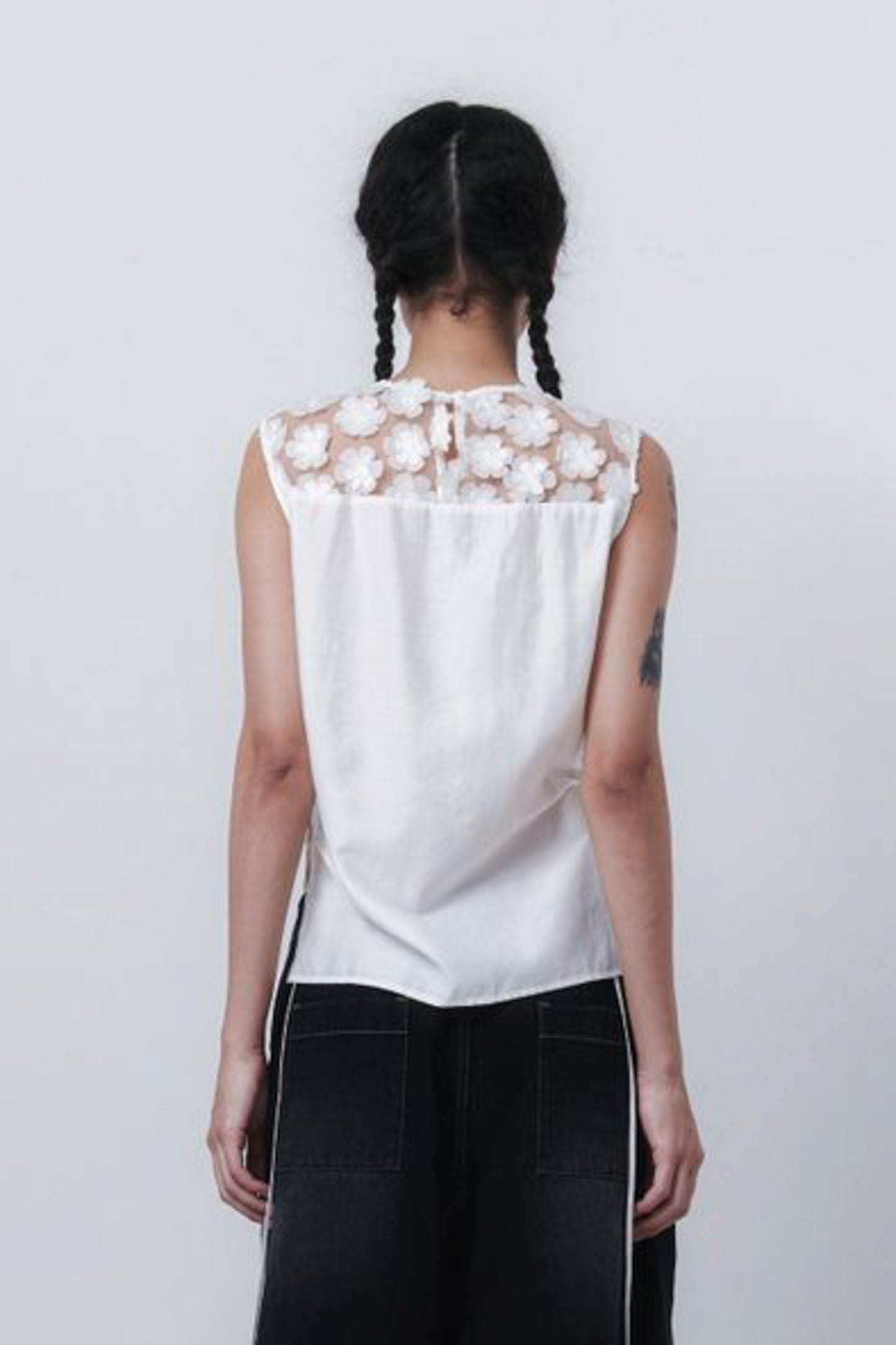 FLOWER VEST