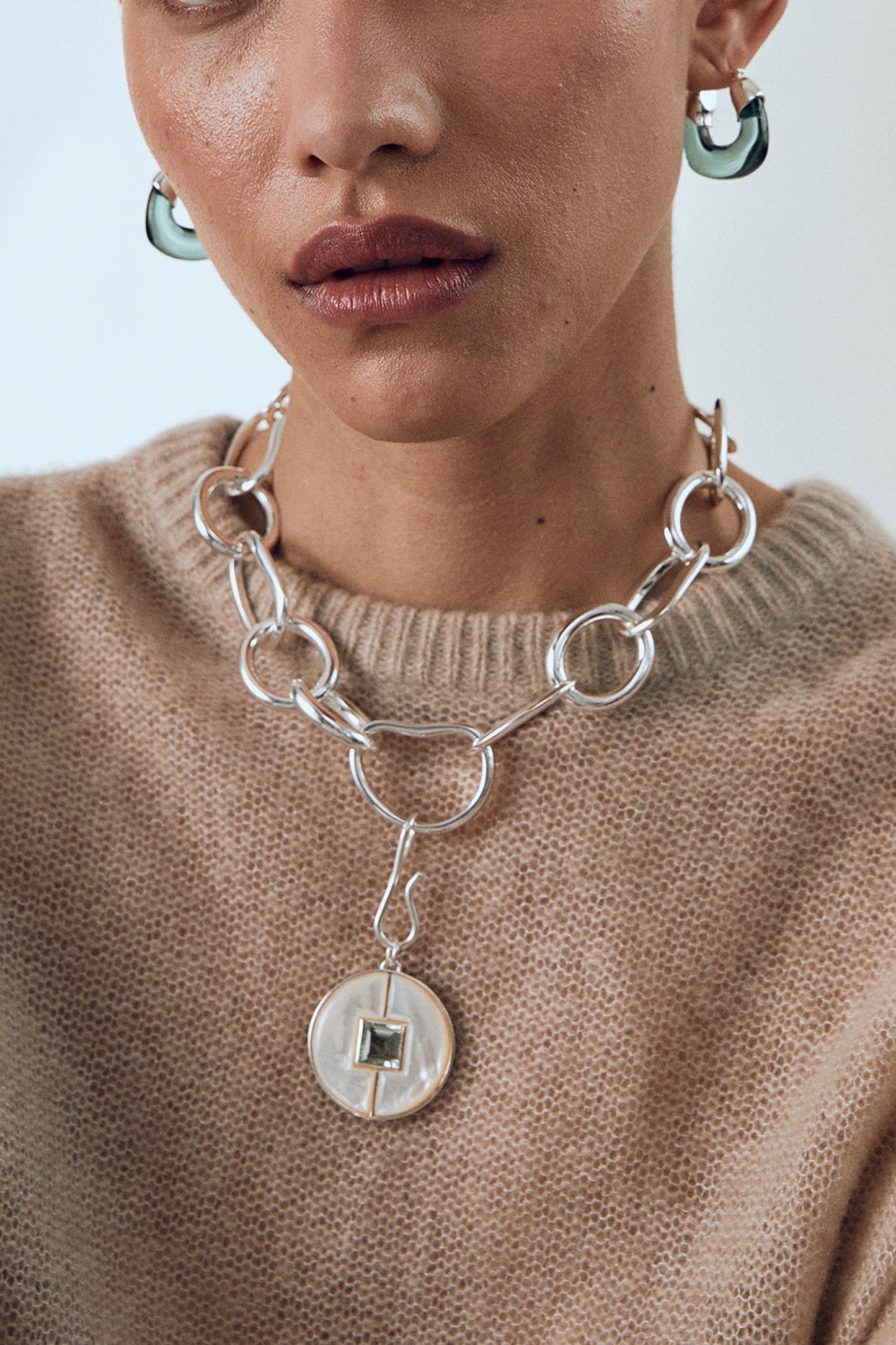 MINI ORGANIC HOOPS IN SILVER FOREST