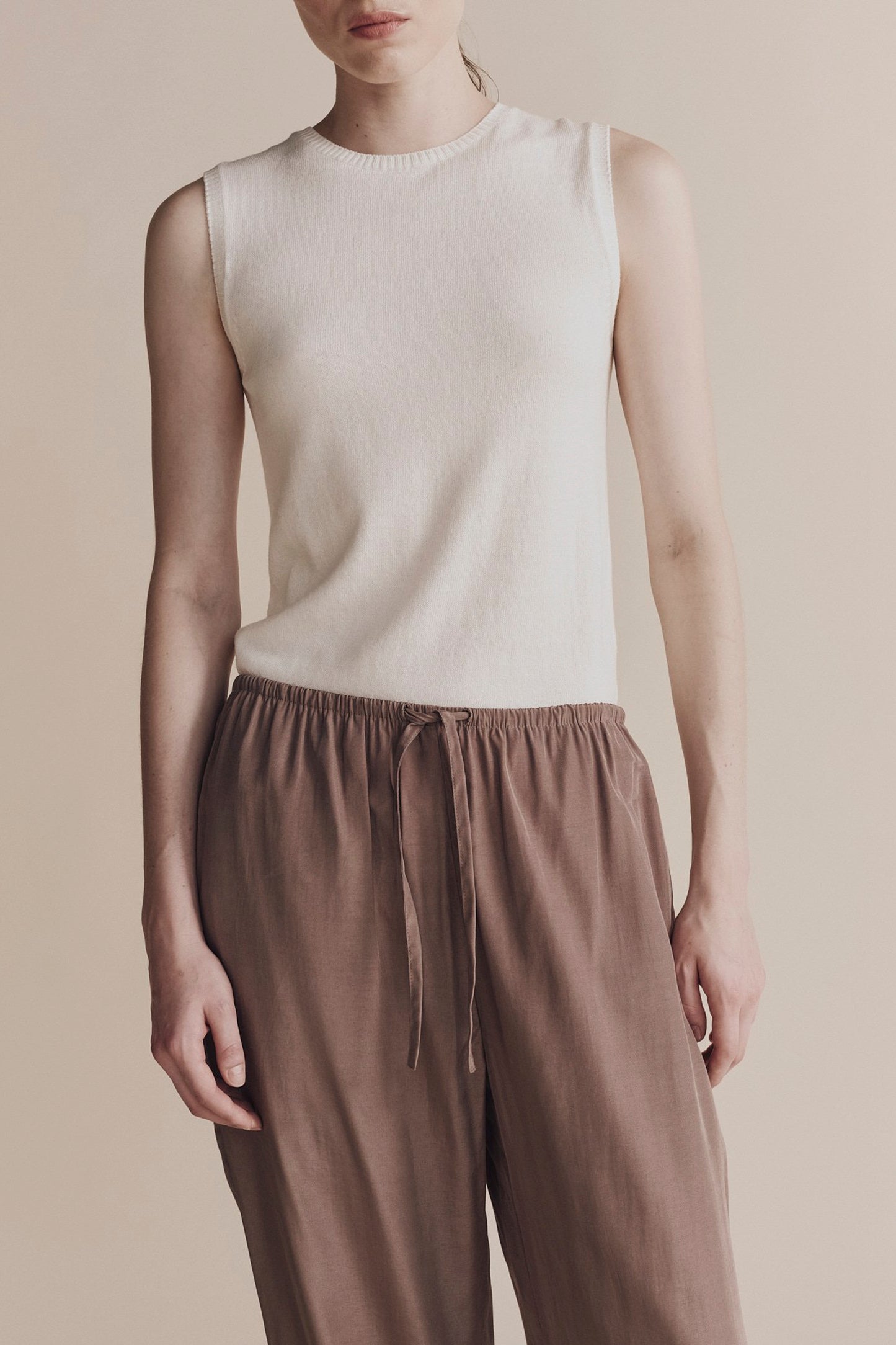 DRAWSTRING WIDE LEG PANTS