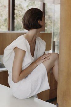 V NECK TOP