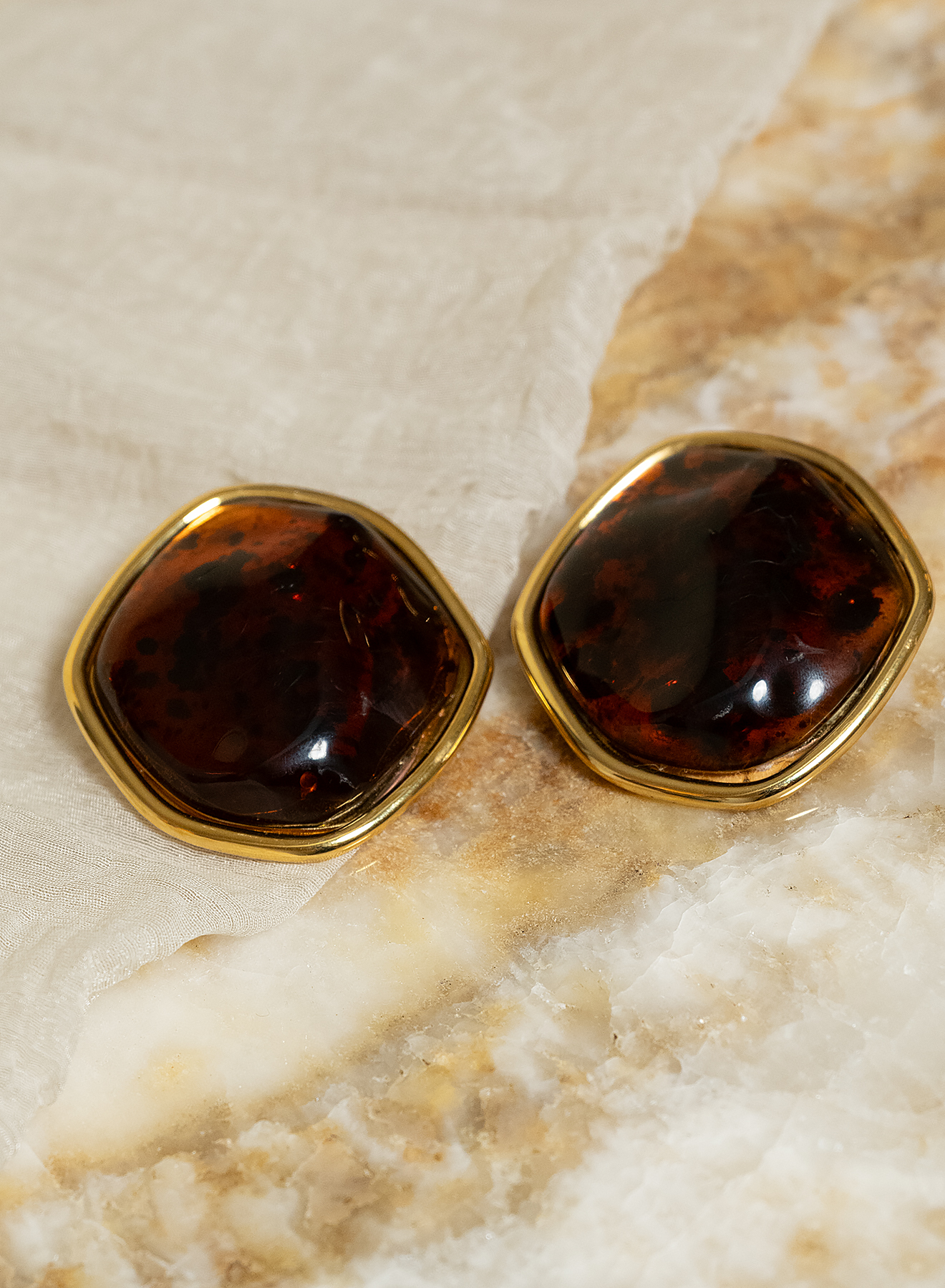 RESIN EARRINGS W/ METAL RIM