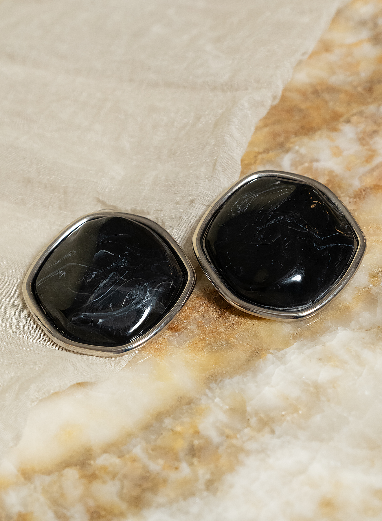 RESIN EARRINGS W/ METAL RIM