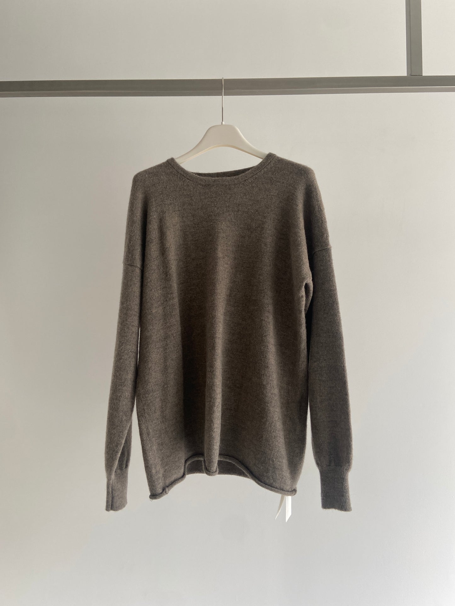 BASE CREWNECK